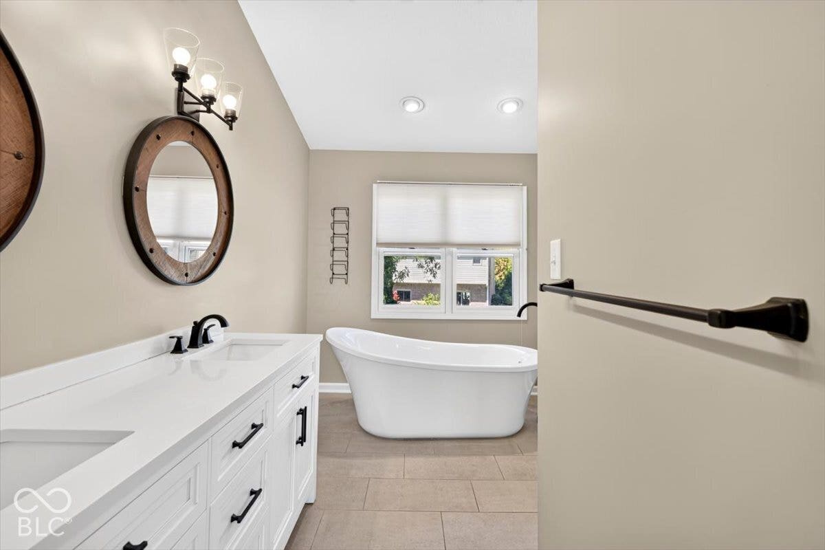 14038 Springmill Ponds Circle, Carmel, IN 46032