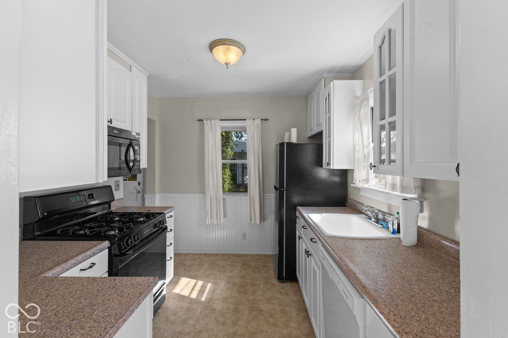 115 S 11th Avenue, Beech Grove, IN 46107