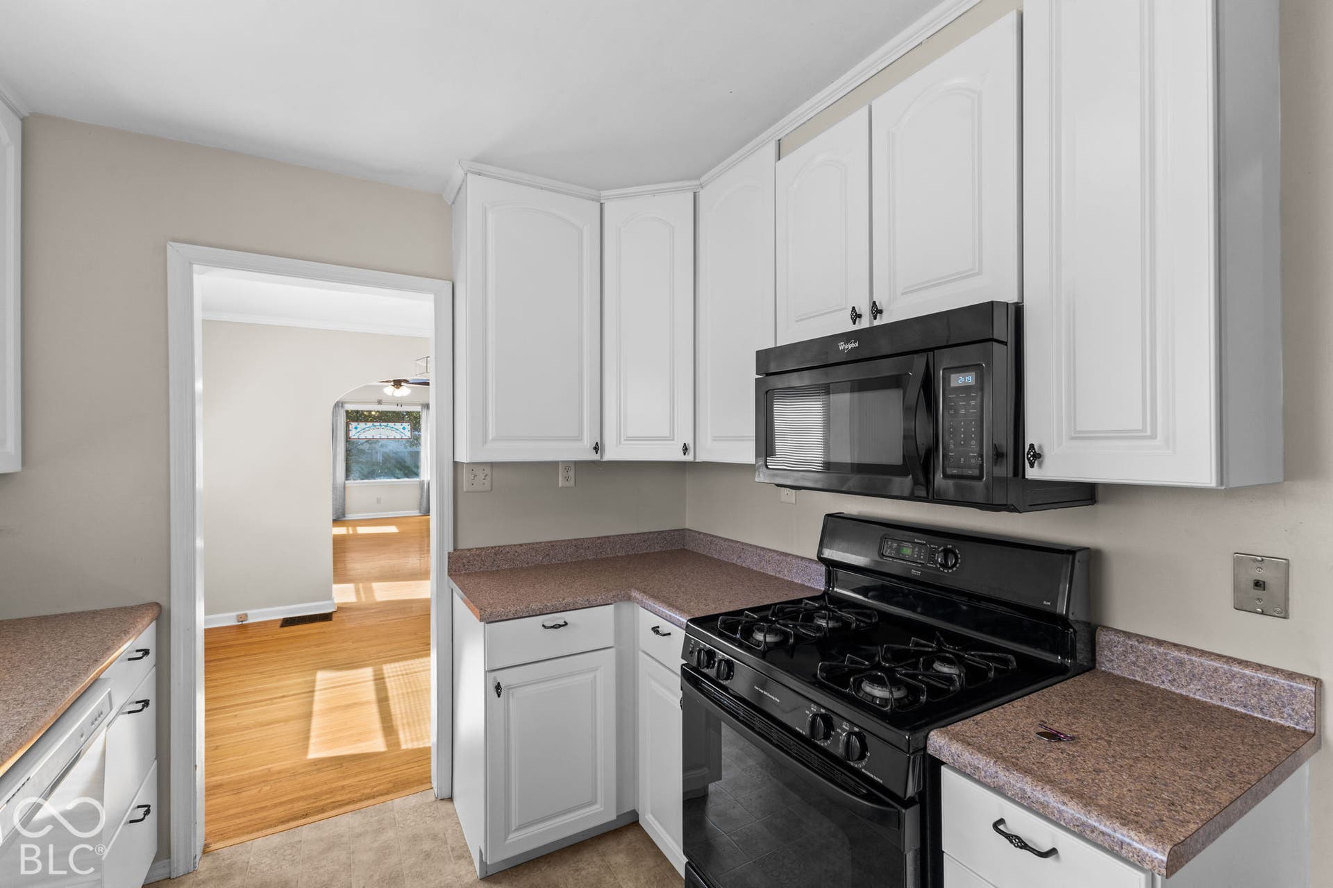 115 S 11th Avenue, Beech Grove, IN 46107