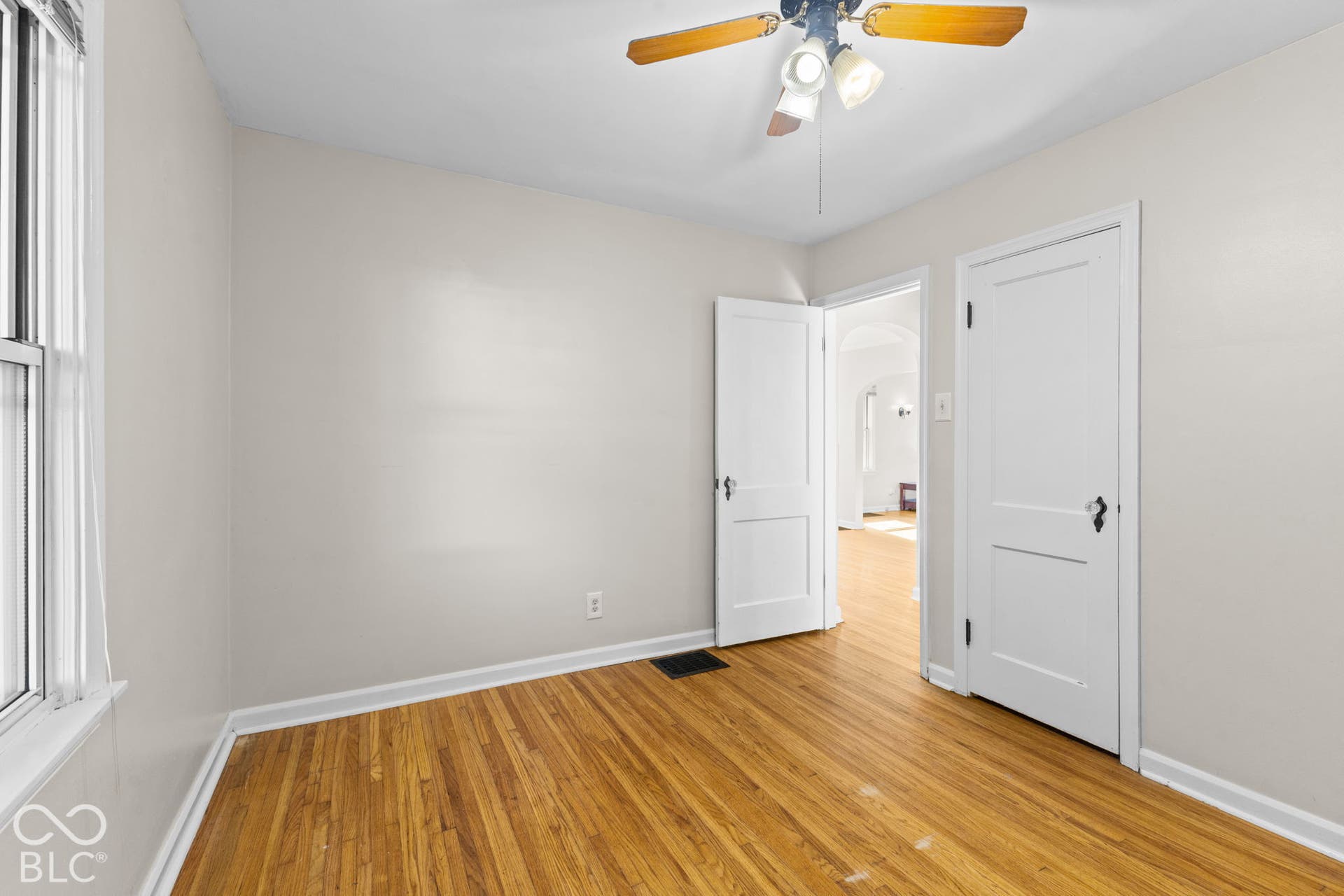 115 S 11th Avenue, Beech Grove, IN 46107