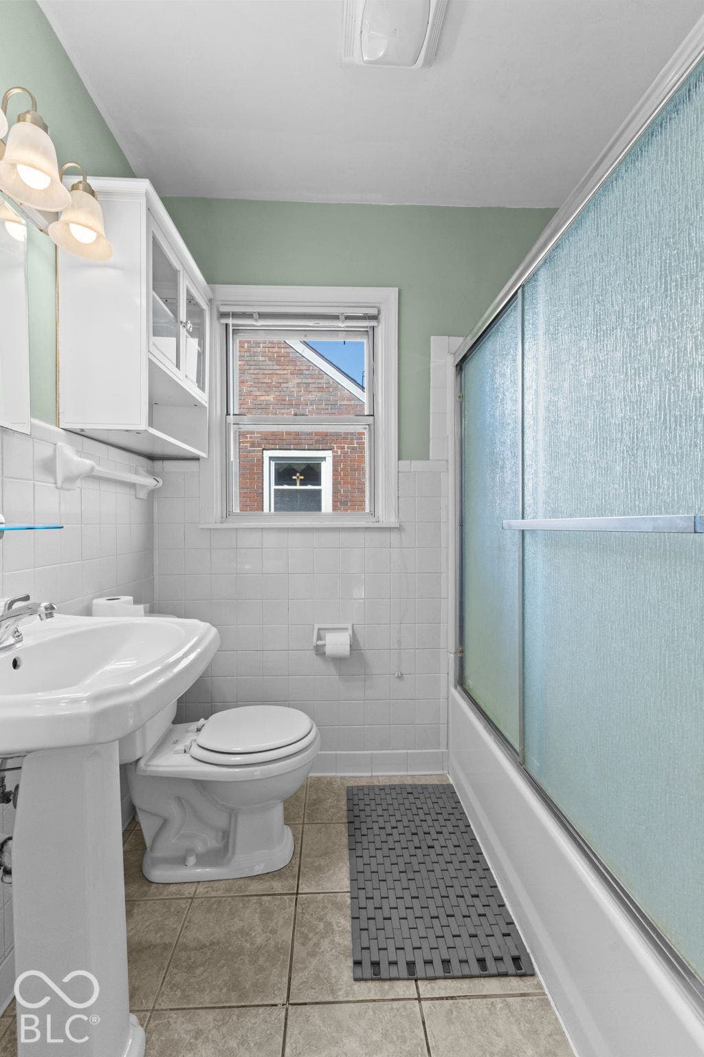 115 S 11th Avenue, Beech Grove, IN 46107