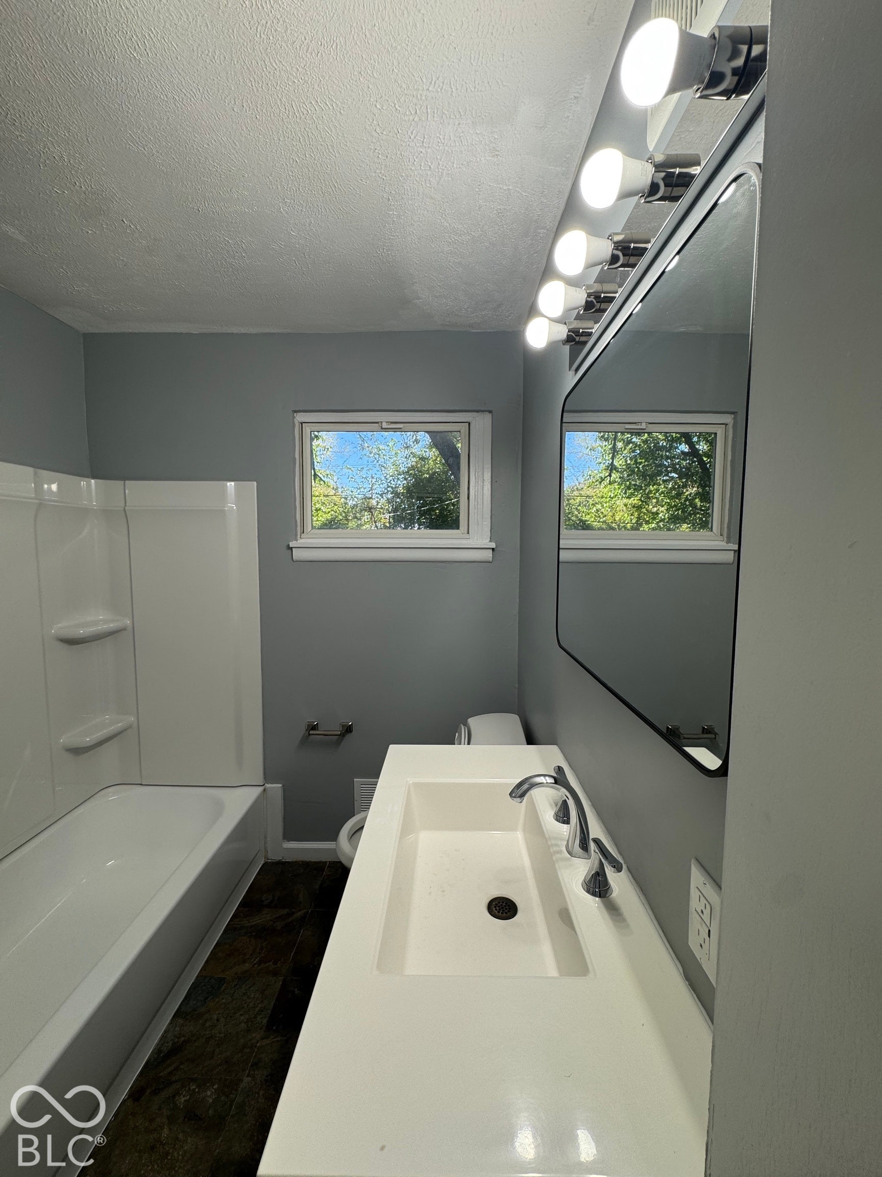 3925 Campbell Avenue, Indianapolis, IN 46226