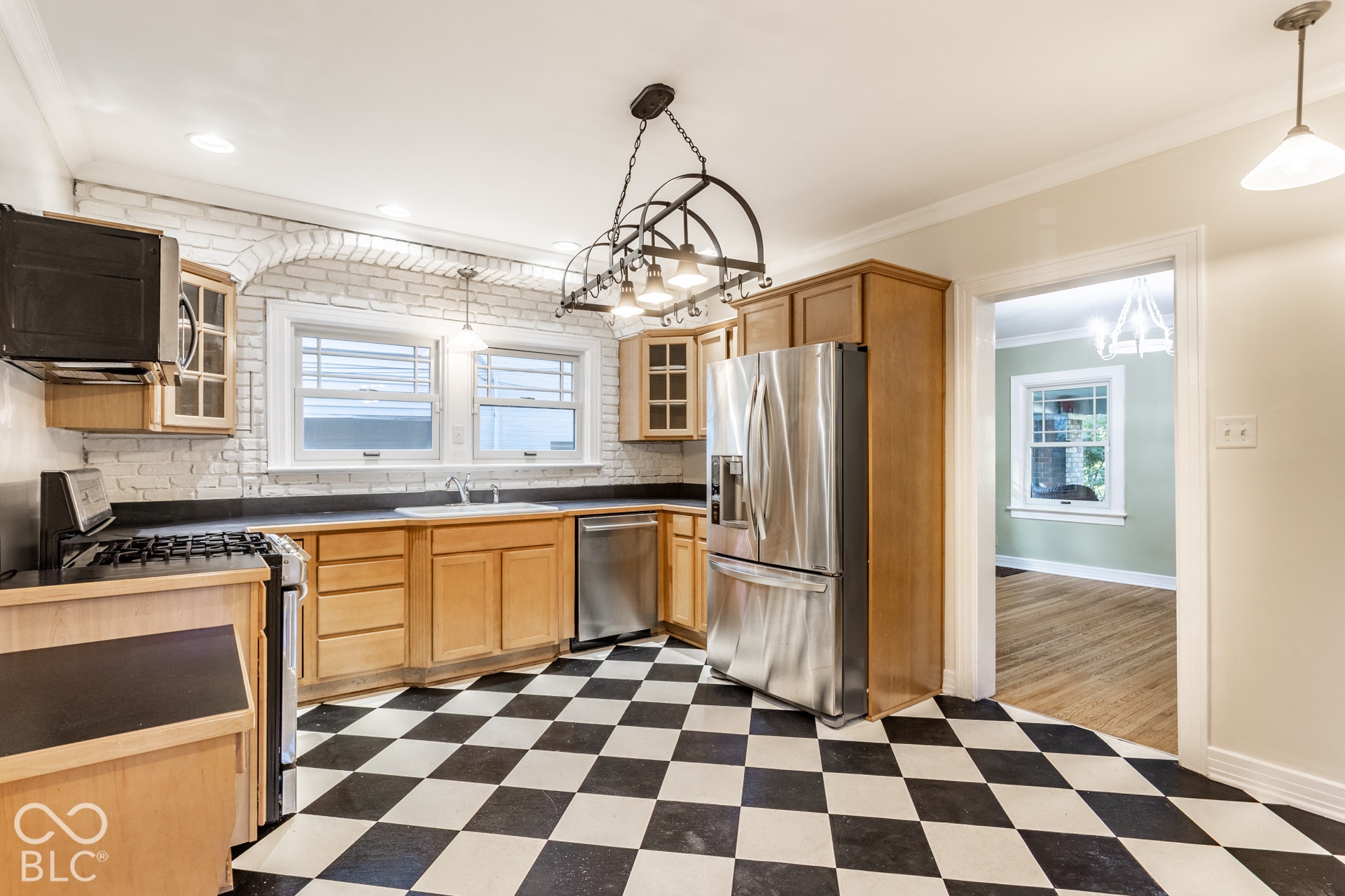 4369 Central Avenue, Indianapolis, IN 46205