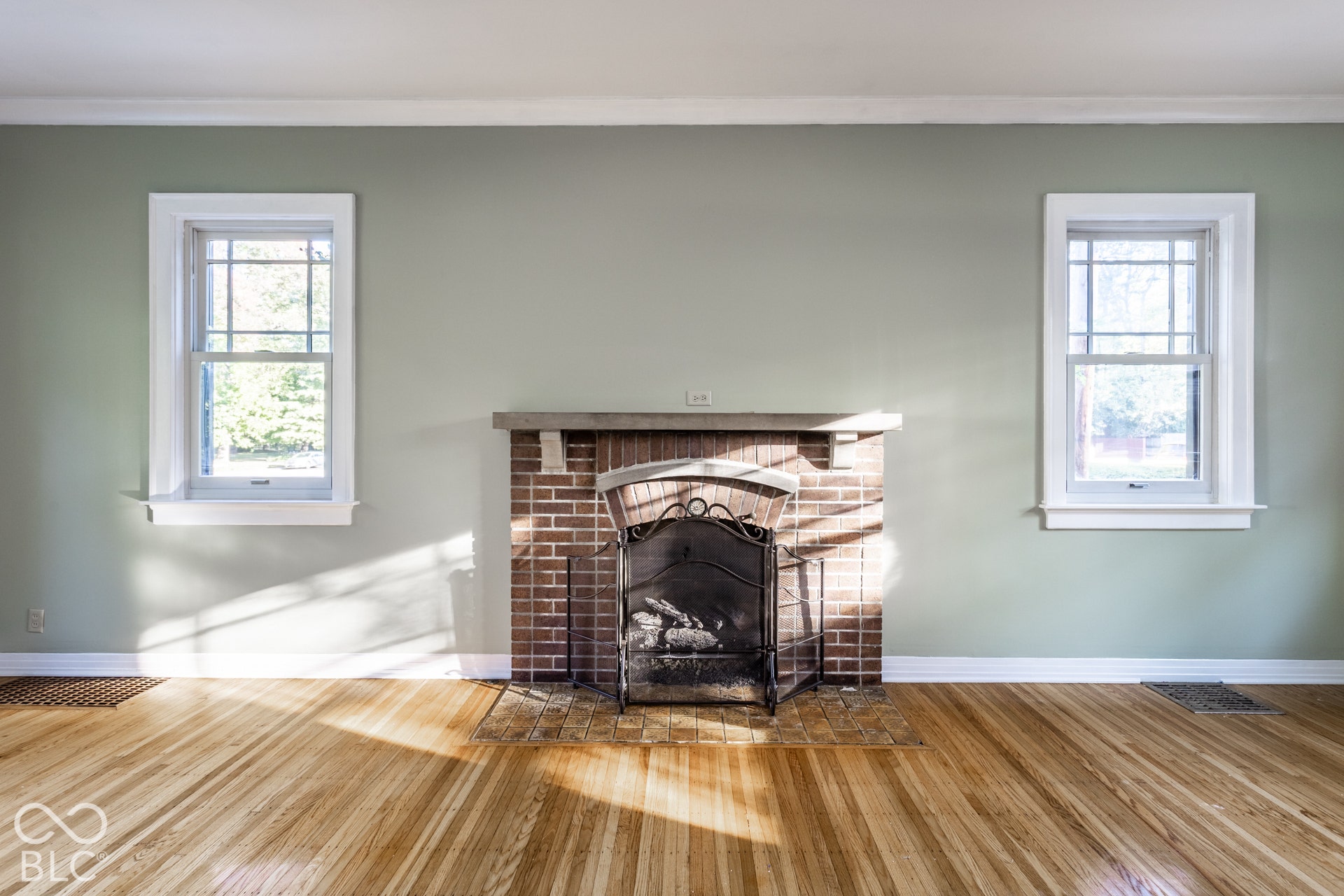 4369 Central Avenue, Indianapolis, IN 46205