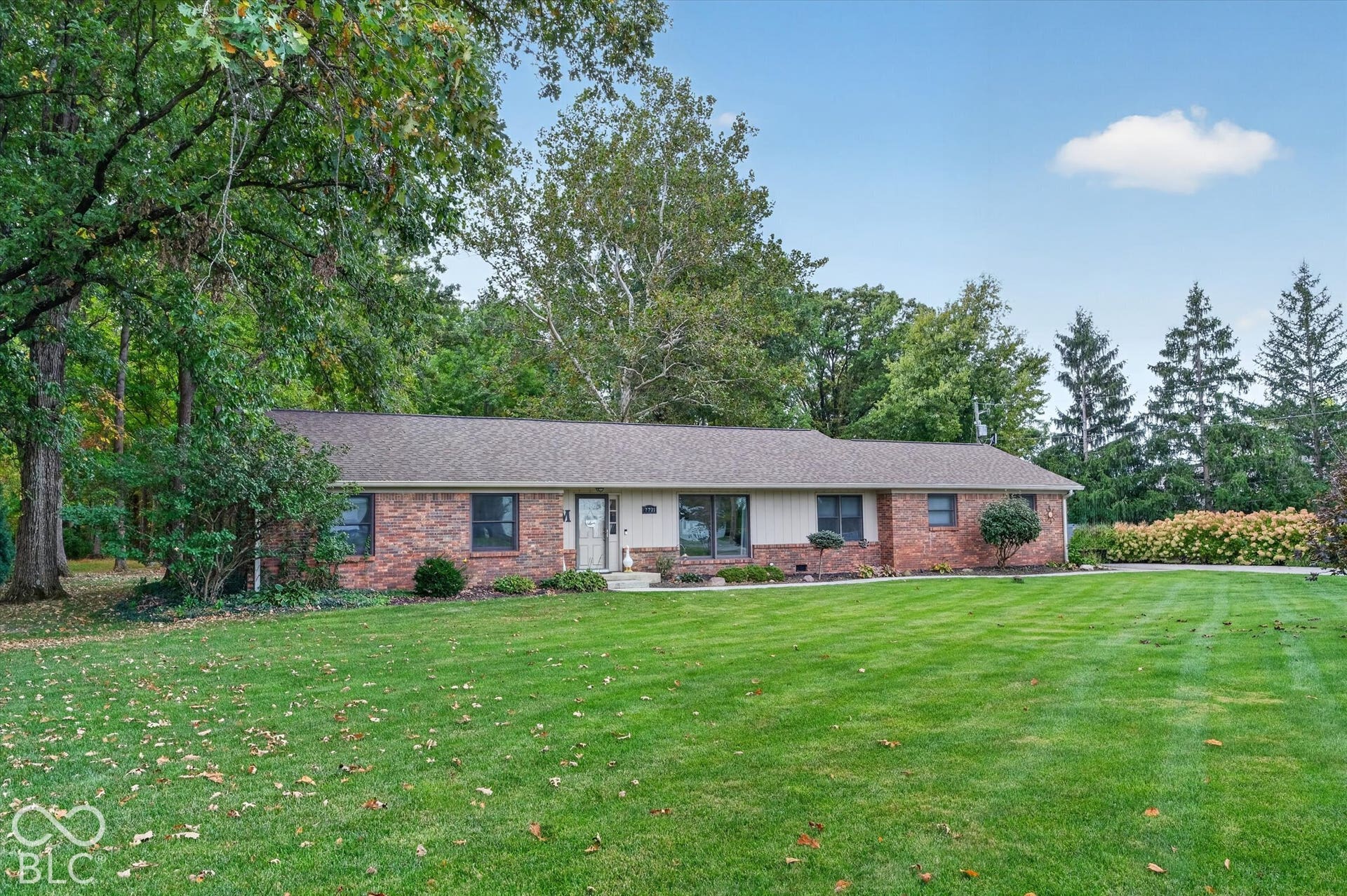 7721 W 200 Road S, New Palestine, IN 46163