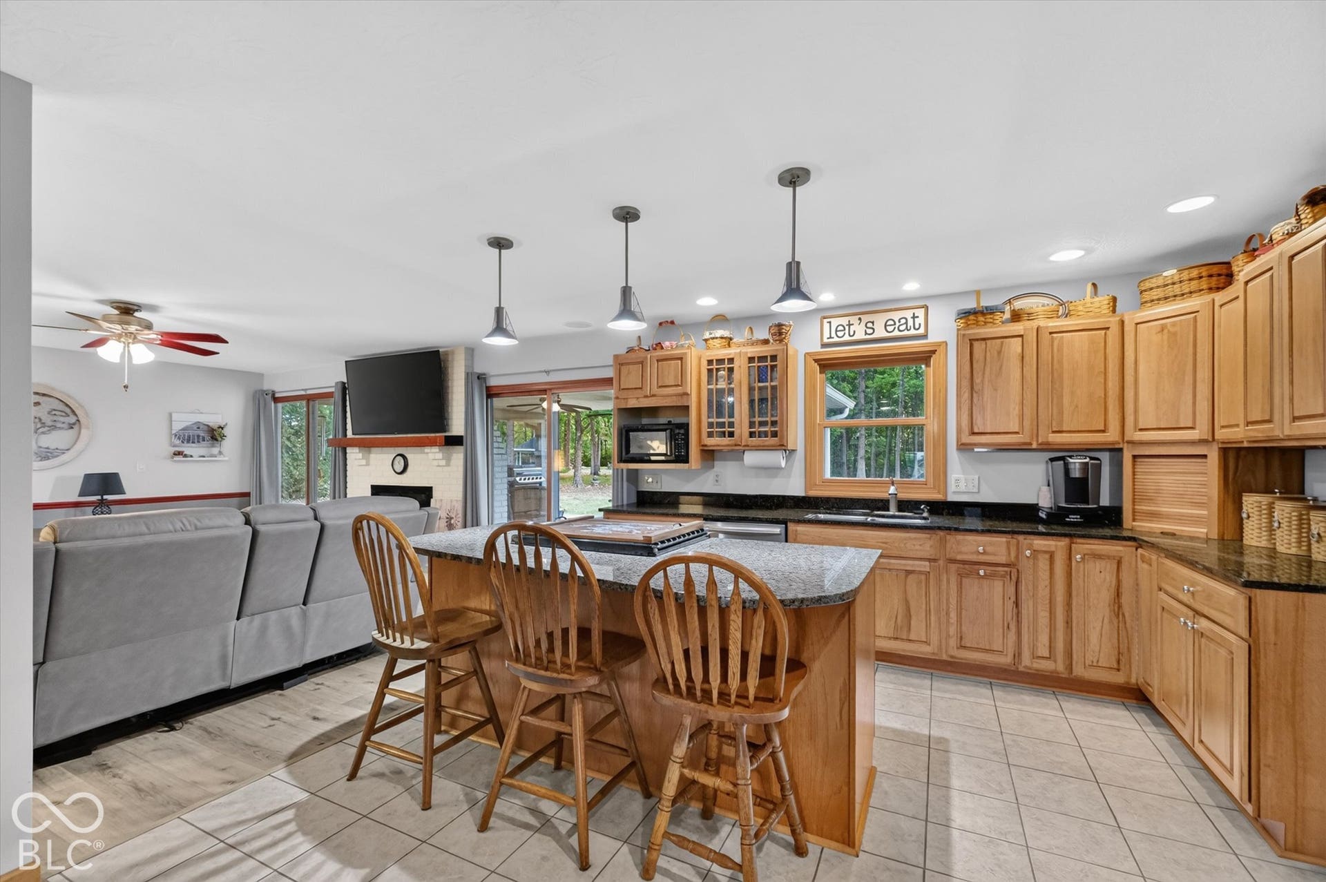 7721 W 200 Road S, New Palestine, IN 46163