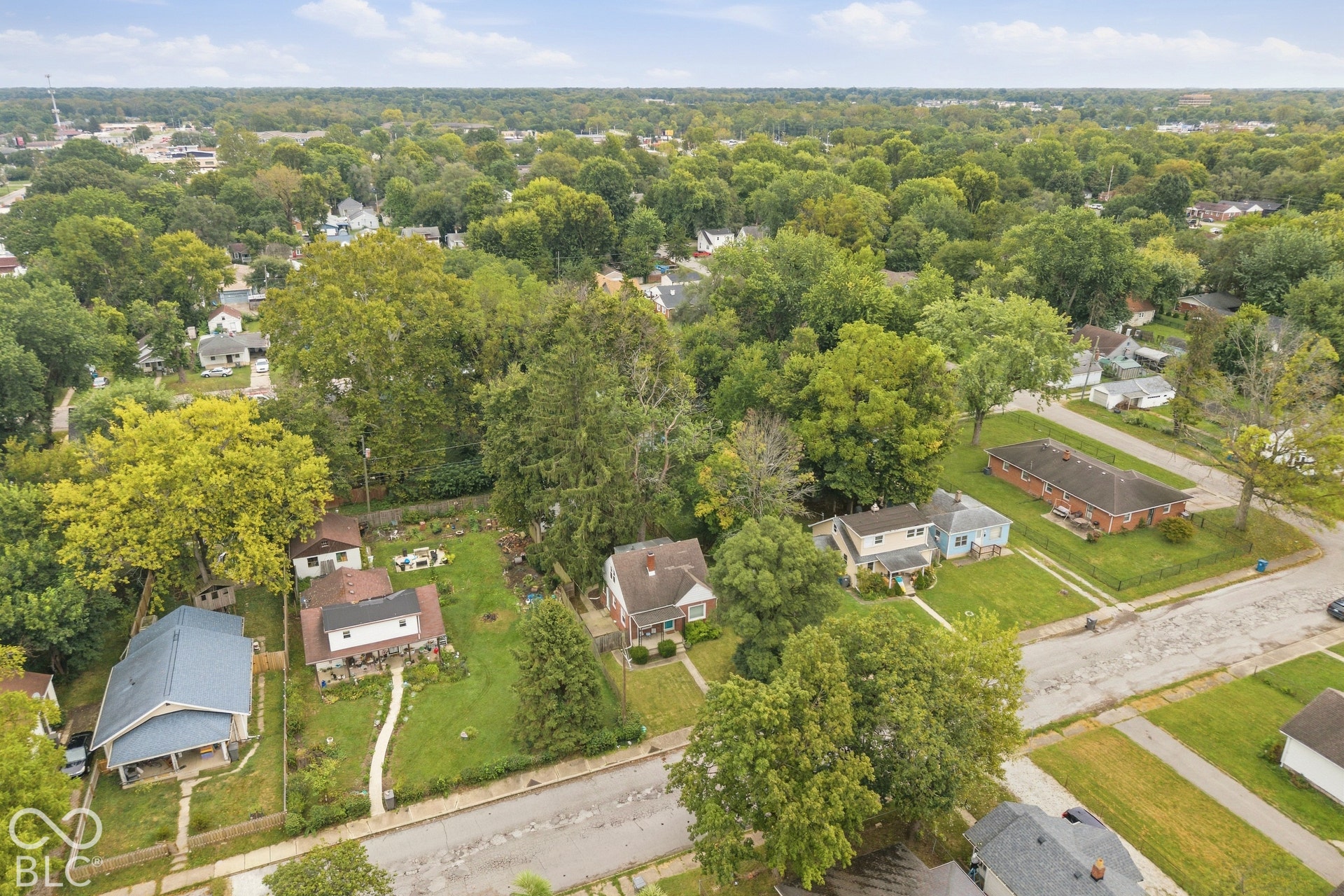 4523 Kingsley Drive, Indianapolis, IN 46205 4523 Kingsley Drive, Indianapolis, IN 46205
