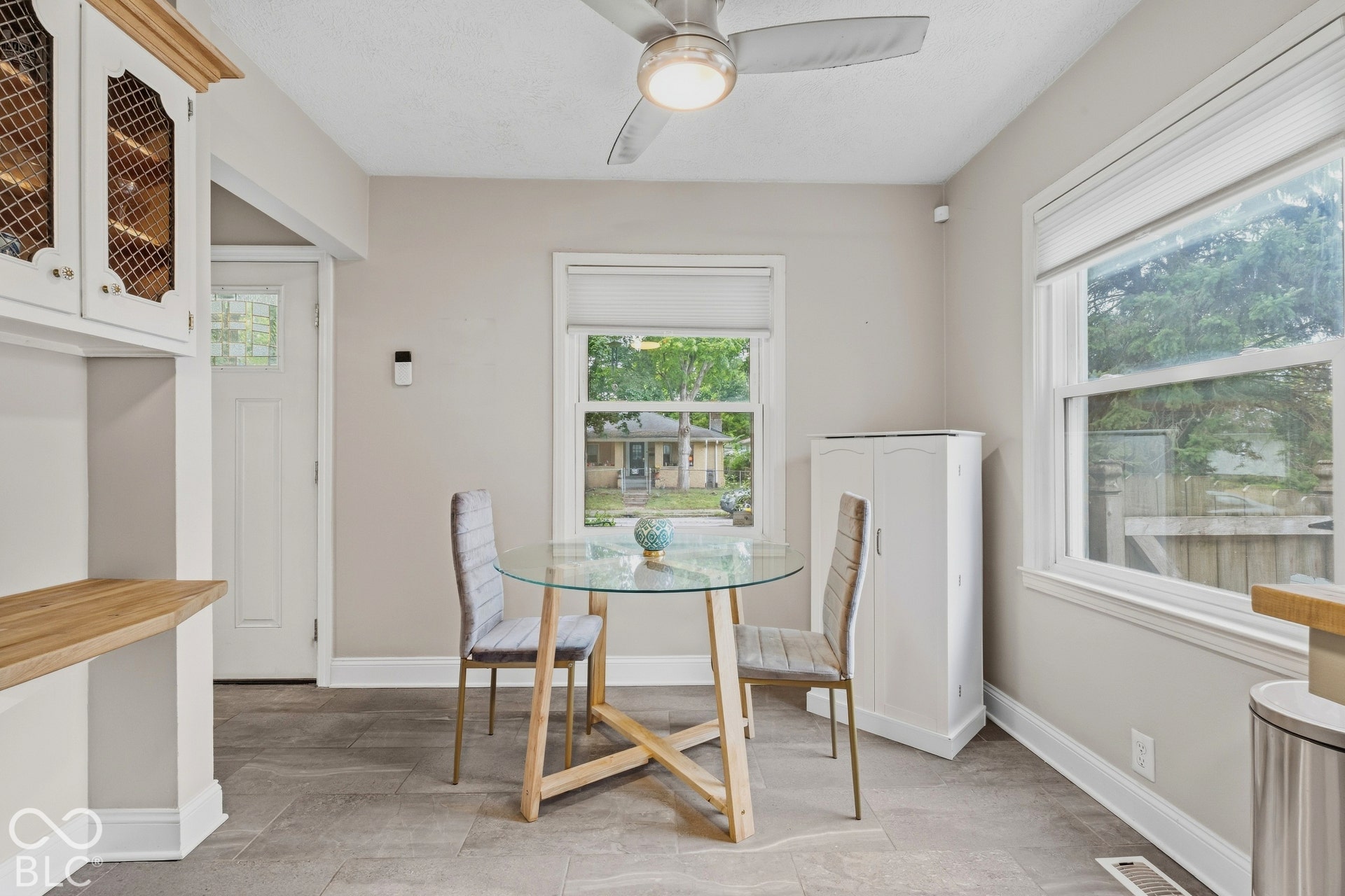 4523 Kingsley Drive, Indianapolis, IN 46205 4523 Kingsley Drive, Indianapolis, IN 46205