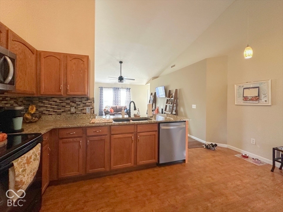 1140 Frogs Leap Lane, Cicero, IN 46034