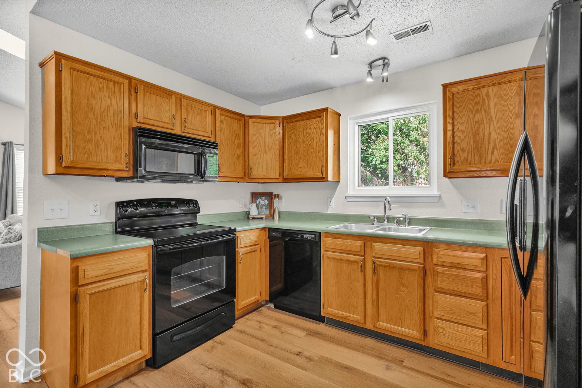 214 E Pine Ridge Drive, Westfield, IN 46074