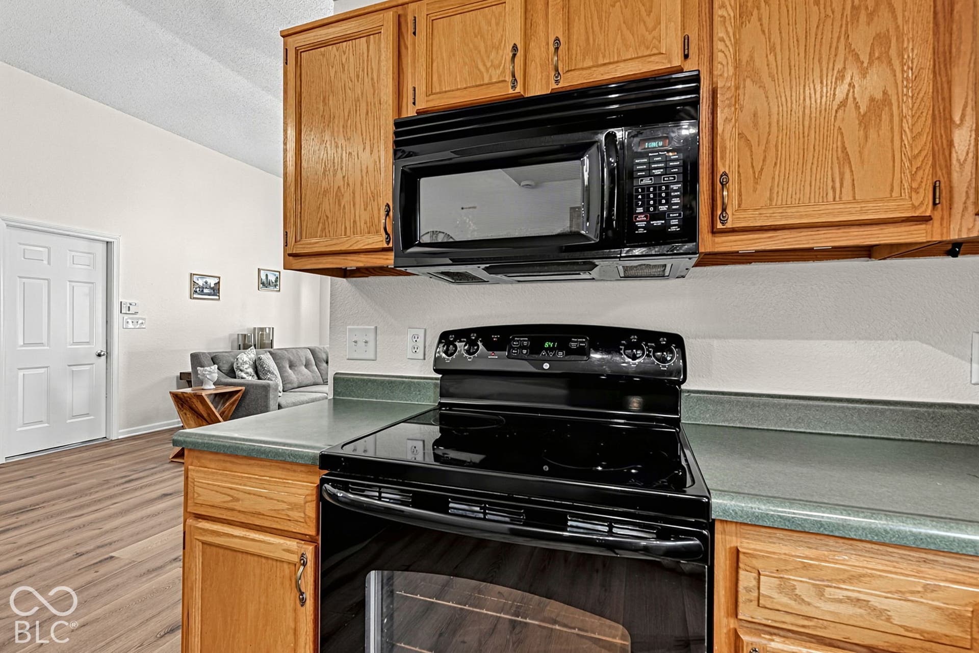 214 E Pine Ridge Drive, Westfield, IN 46074