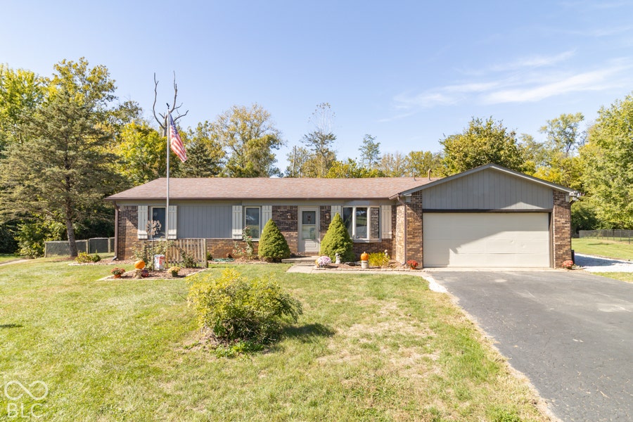 Property photo for 2422 Osman Lane, Greenfield, IN