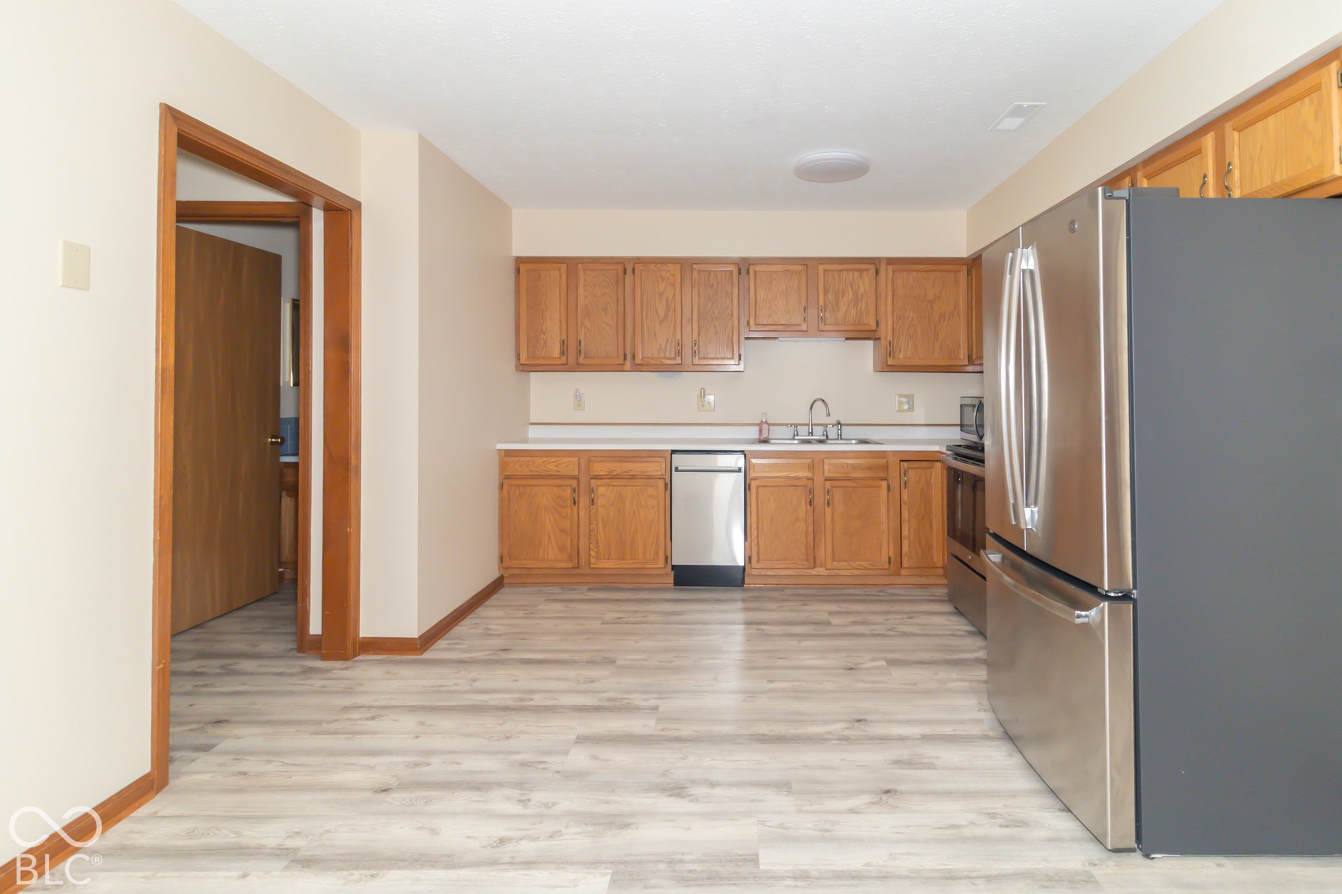 1176 E Apple Lake Drive, Greenfield, IN 46140