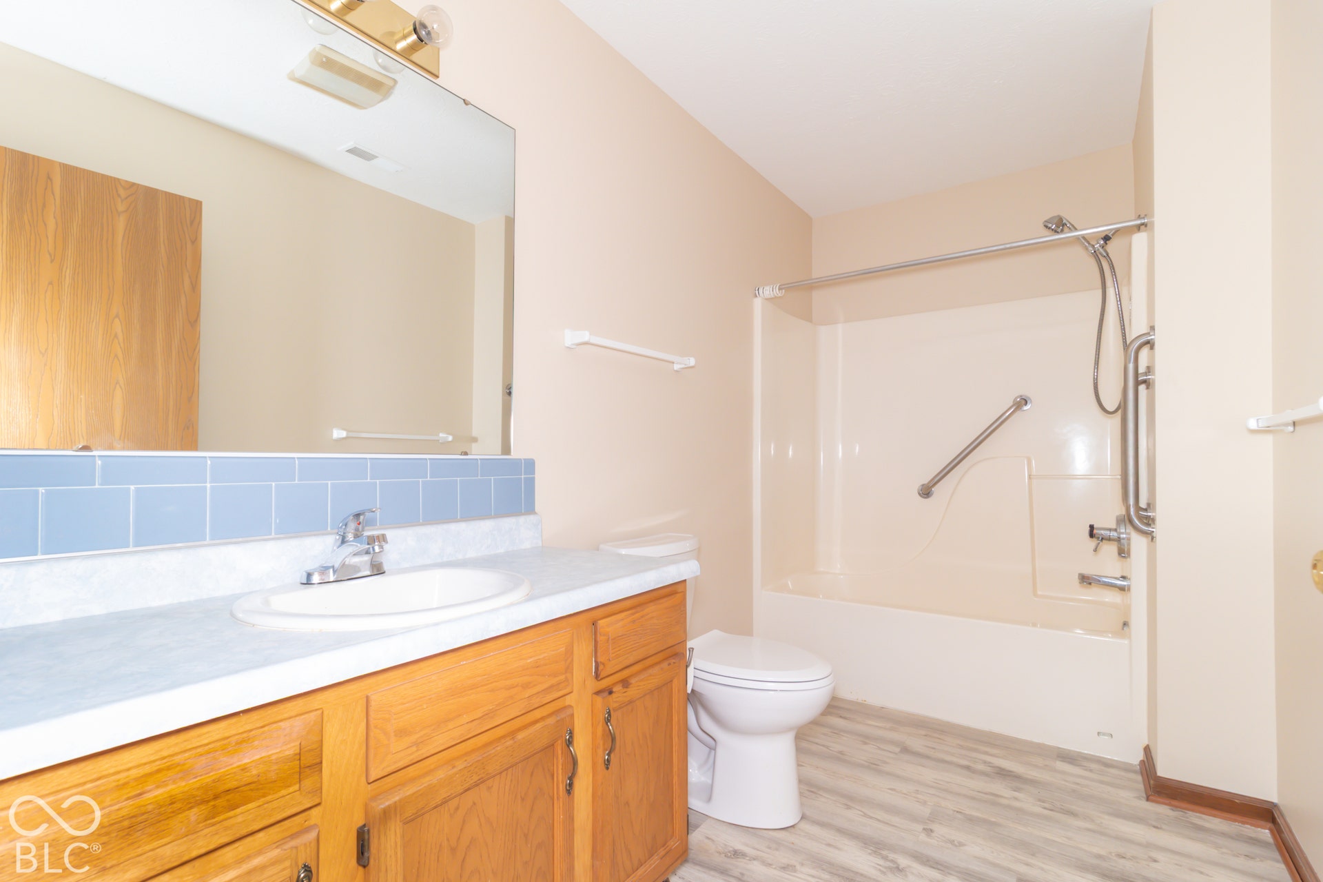 1176 E Apple Lake Drive, Greenfield, IN 46140