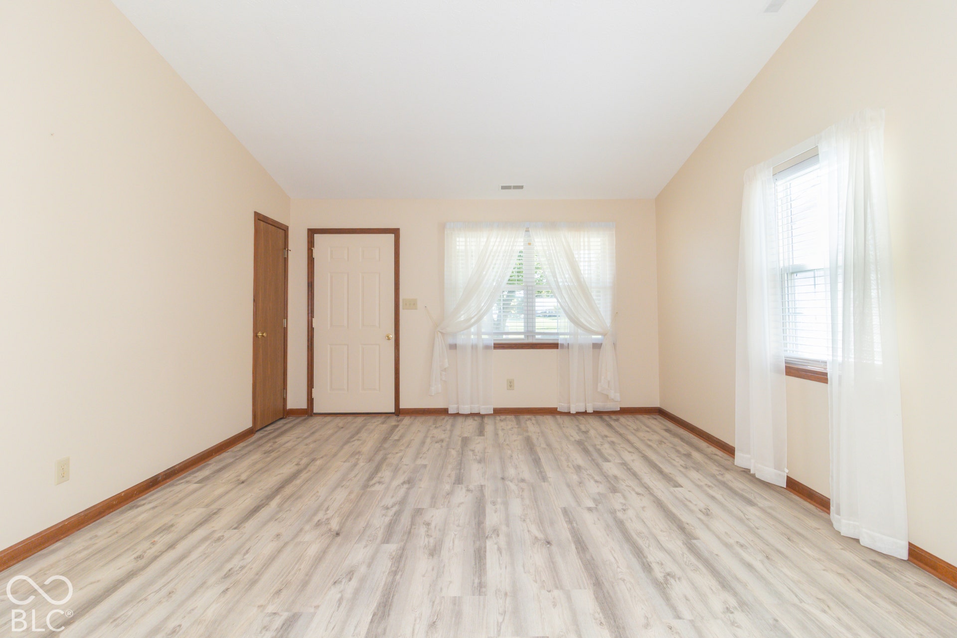 1176 E Apple Lake Drive, Greenfield, IN 46140