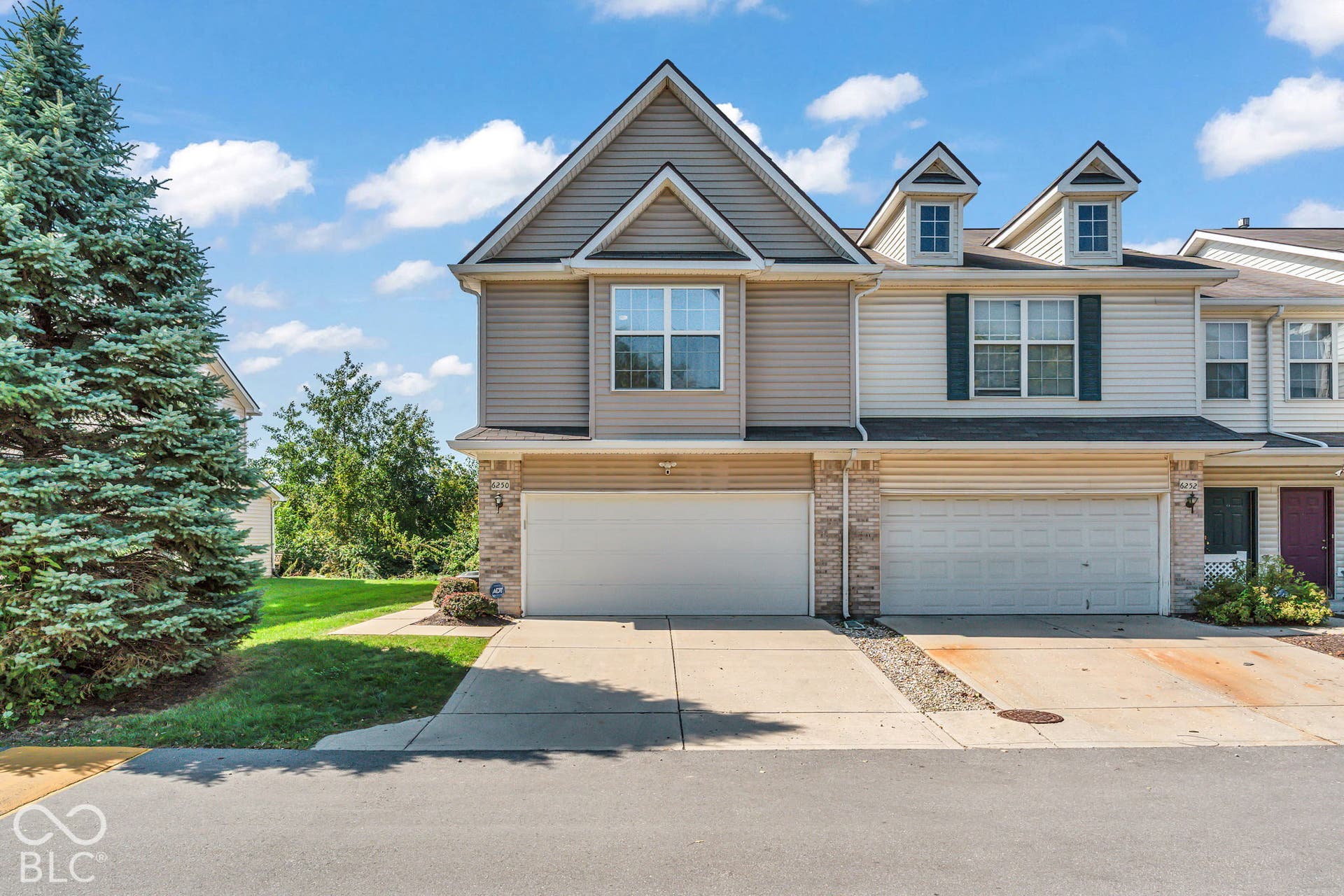 6250 Bishops Pond Lane, Indianapolis, IN 46268