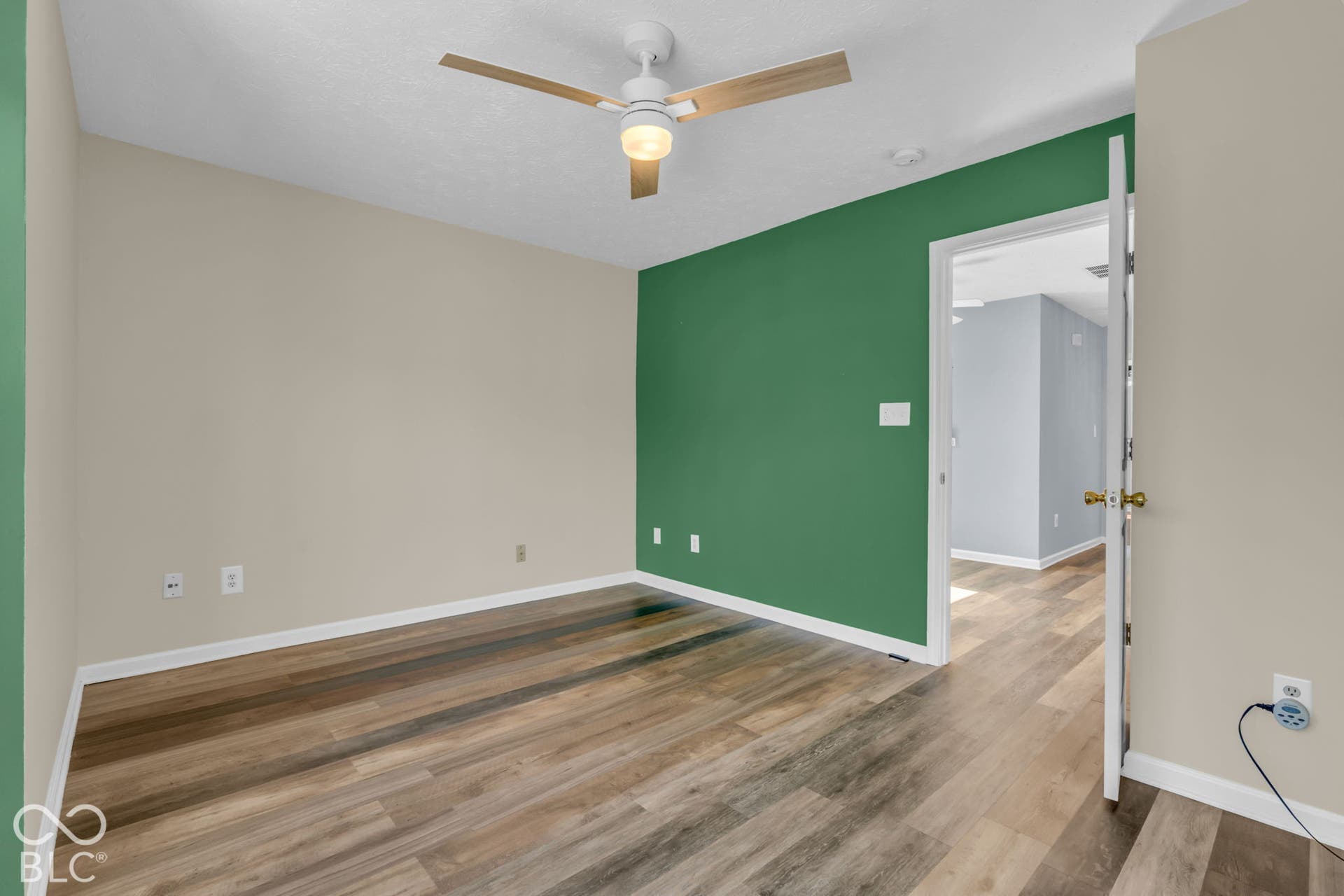 6250 Bishops Pond Lane, Indianapolis, IN 46268