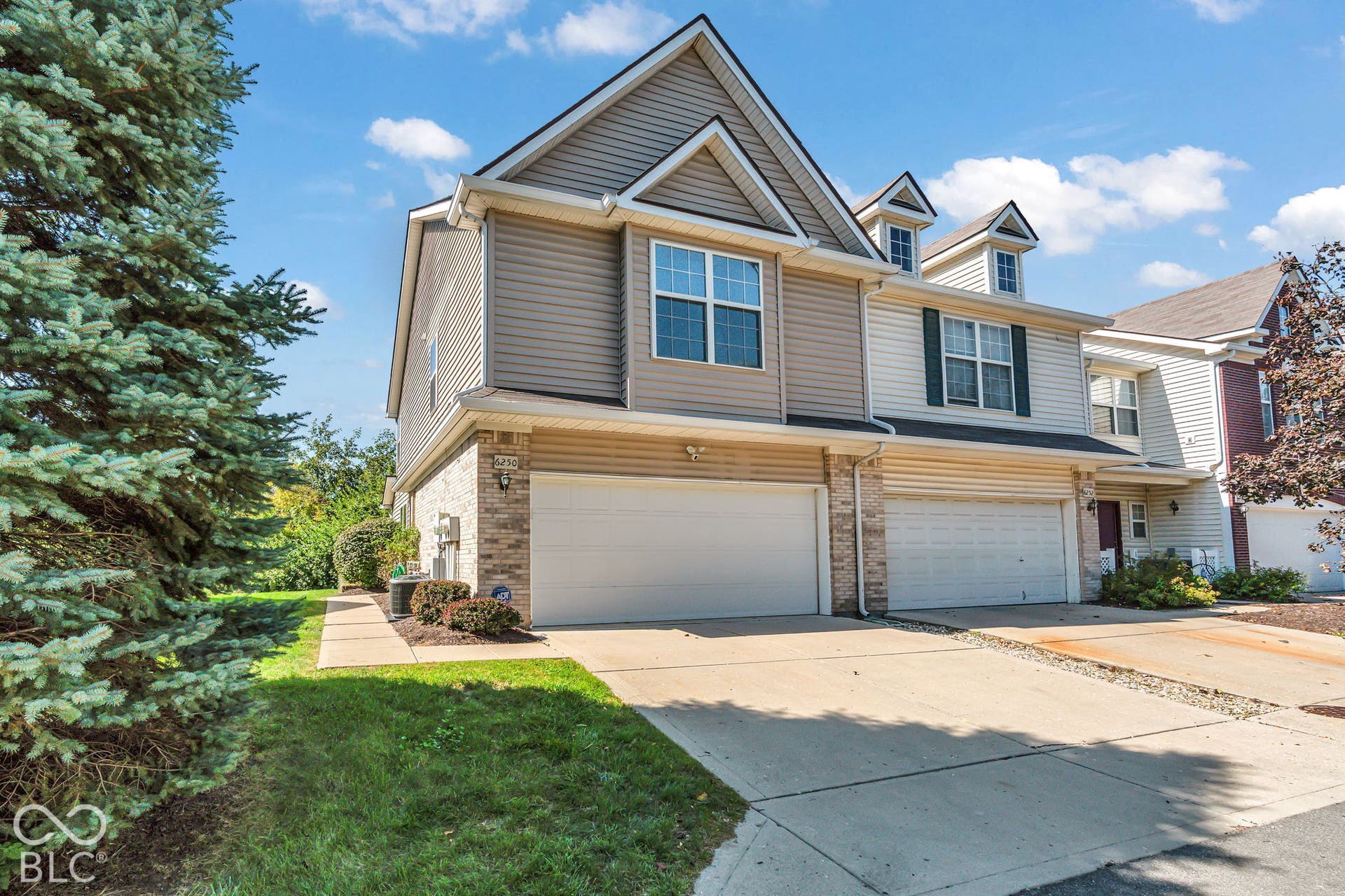 6250 Bishops Pond Lane, Indianapolis, IN 46268