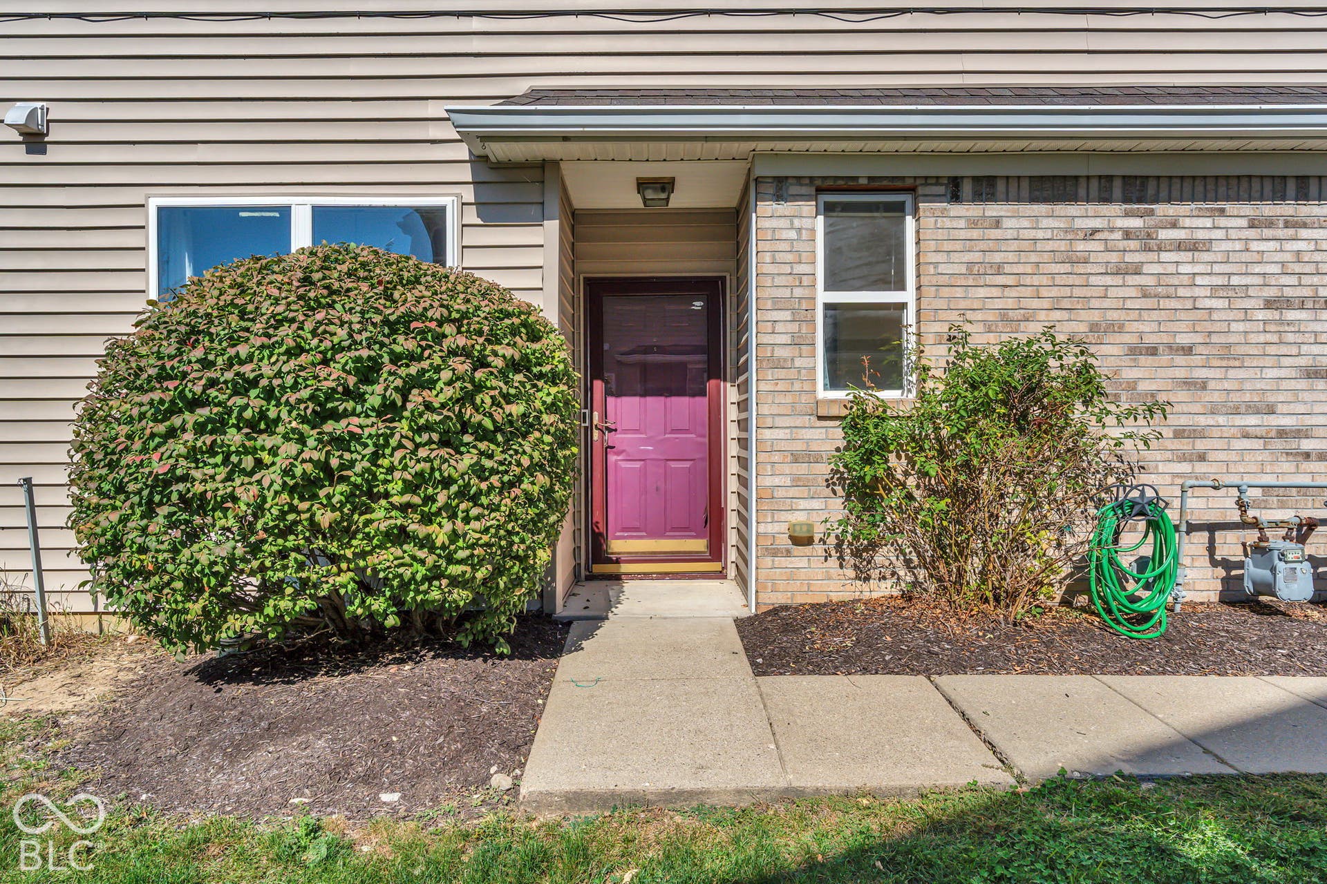 6250 Bishops Pond Lane, Indianapolis, IN 46268
