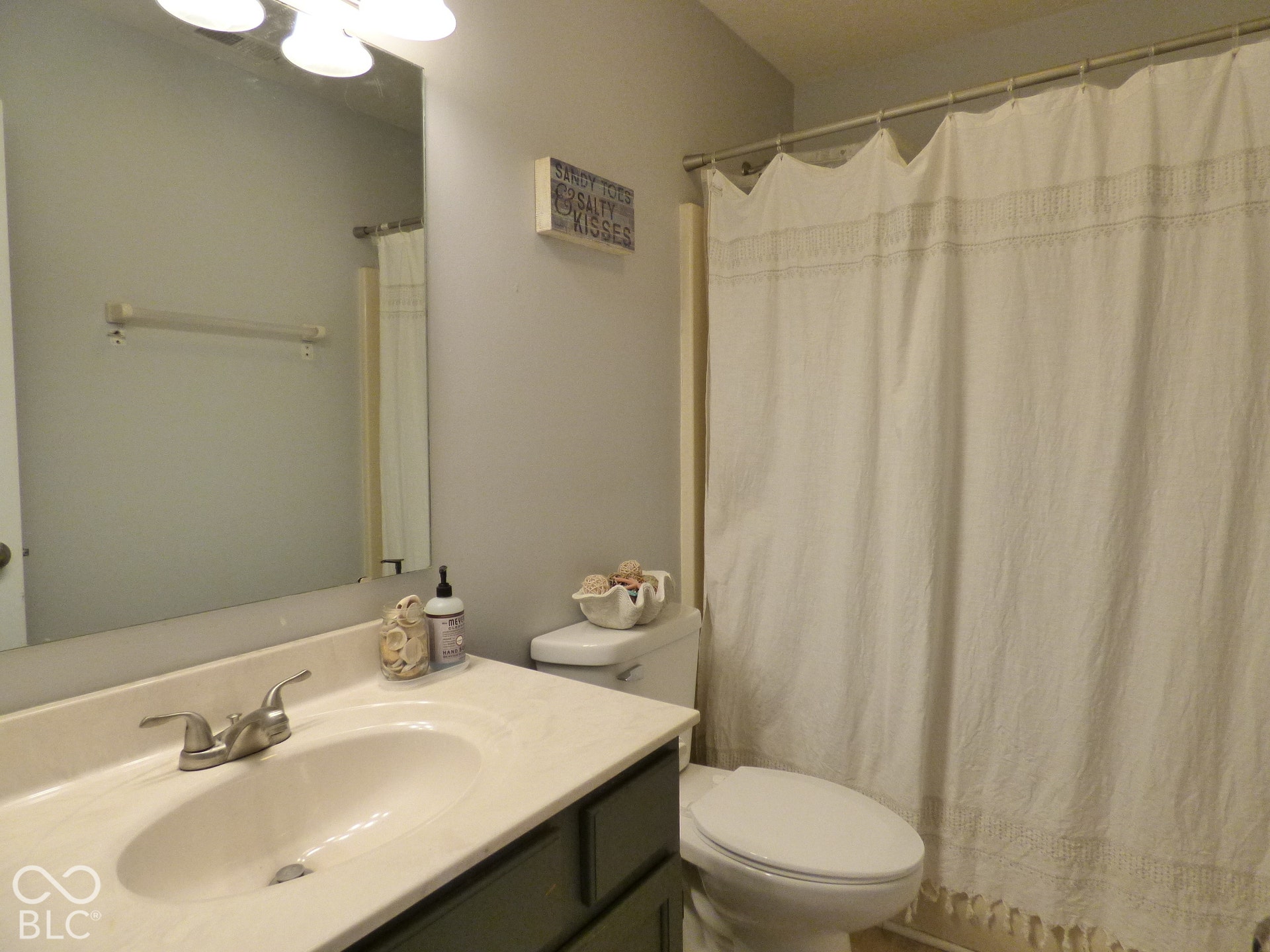8415 Montgomery Avenue, Indianapolis, IN 46227