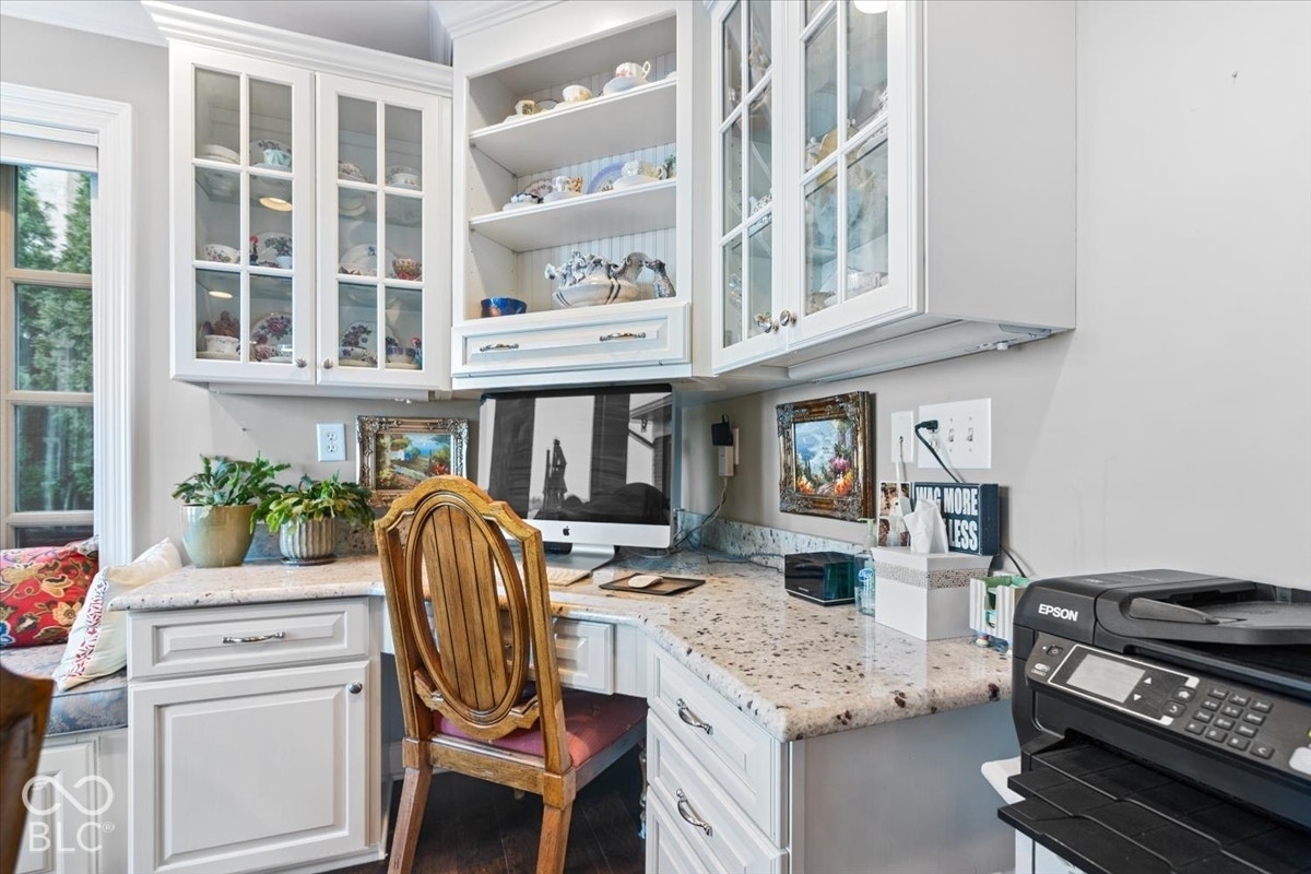 9652 Nautilus Circle, Indianapolis, IN 46256