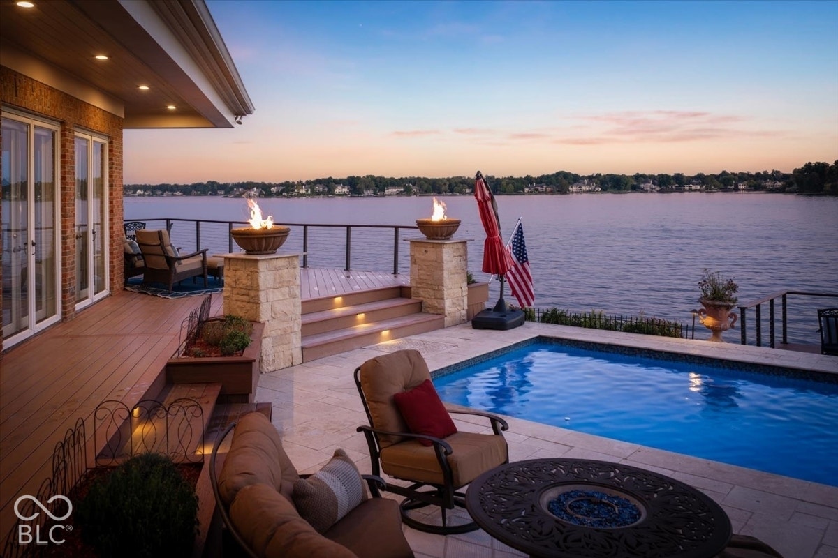 9652 Nautilus Circle, Indianapolis, IN 46256