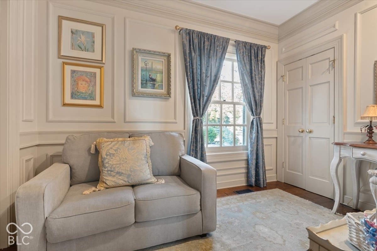 9652 Nautilus Circle, Indianapolis, IN 46256