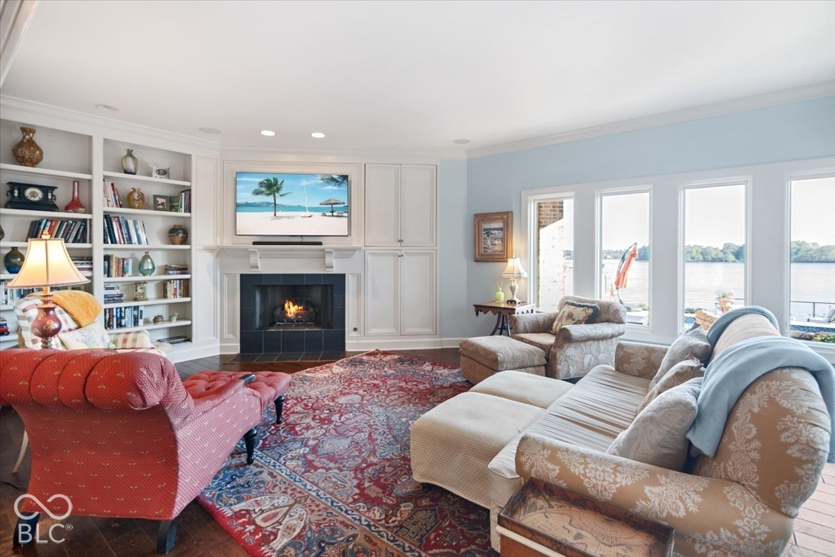 9652 Nautilus Circle, Indianapolis, IN 46256
