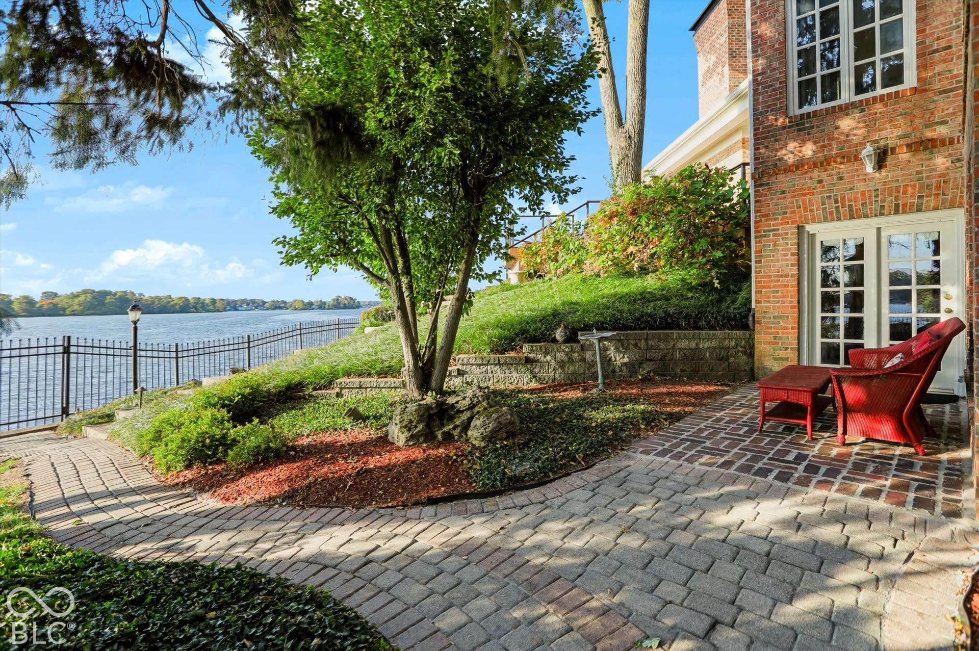 9652 Nautilus Circle, Indianapolis, IN 46256