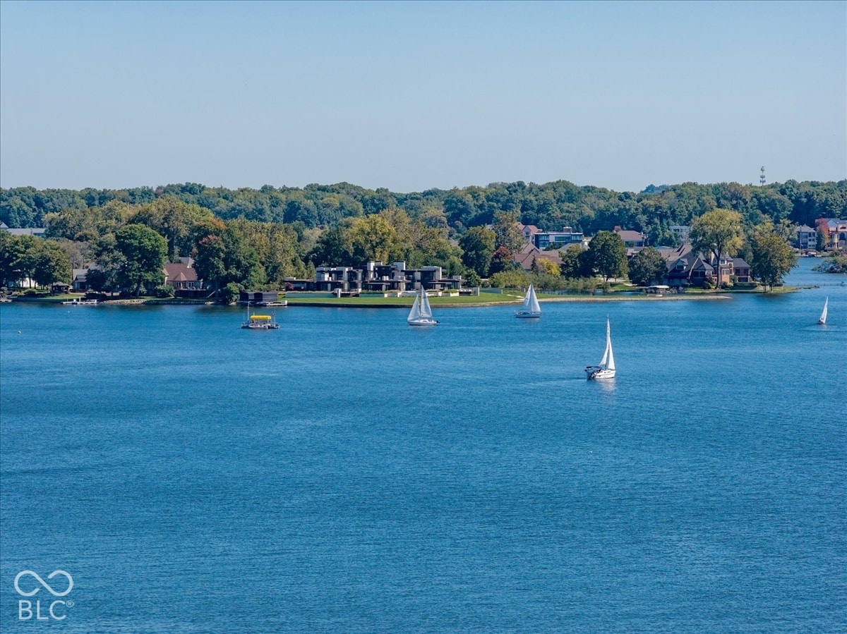 9652 Nautilus Circle, Indianapolis, IN 46256