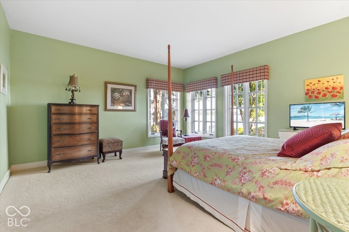 9652 Nautilus Circle, Indianapolis, IN 46256