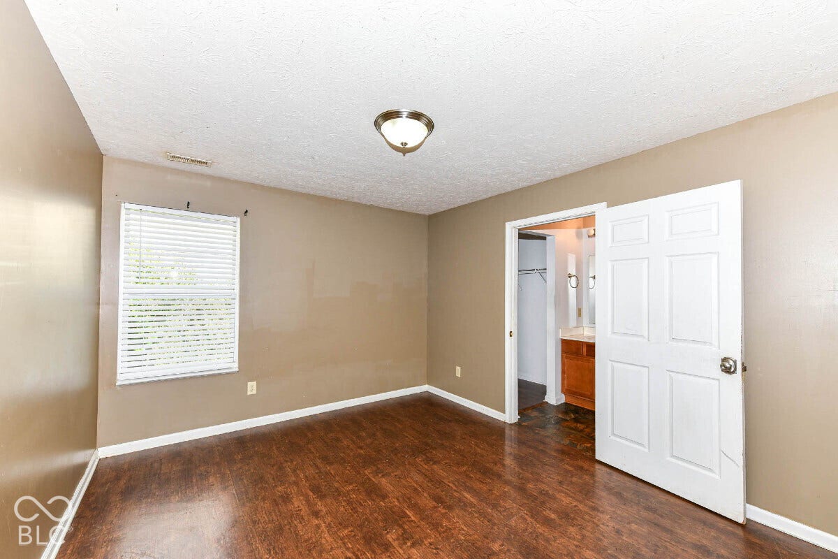6281 Kelsey Drive, Indianapolis, IN 46268 6281 Kelsey Drive, Indianapolis, IN 46268