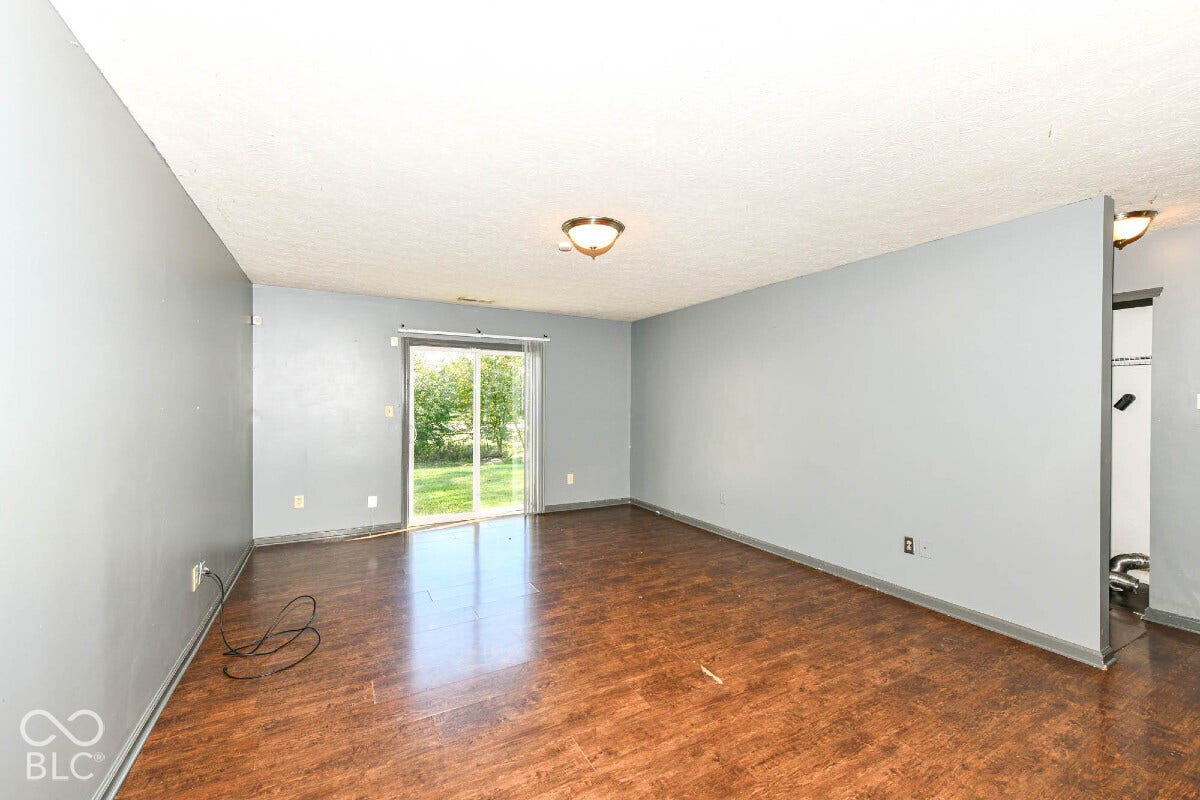 6281 Kelsey Drive, Indianapolis, IN 46268 6281 Kelsey Drive, Indianapolis, IN 46268