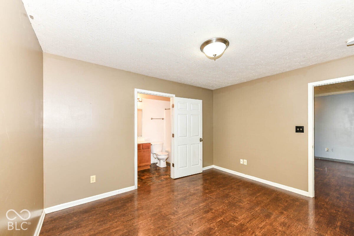 6281 Kelsey Drive, Indianapolis, IN 46268 6281 Kelsey Drive, Indianapolis, IN 46268