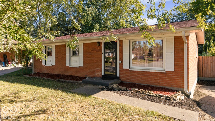 Property photo for 1726 Shirley Avenue, Clarksville, IN