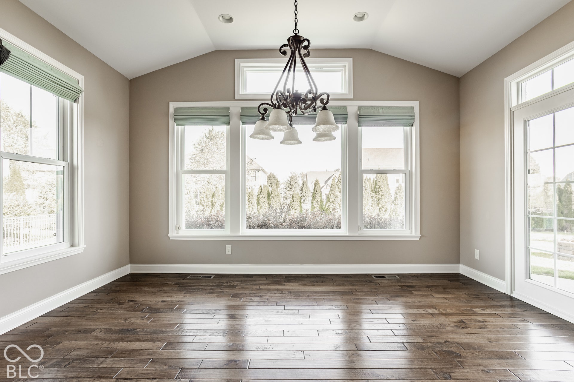 3237 Wildlife Trail, Zionsville, IN 46077