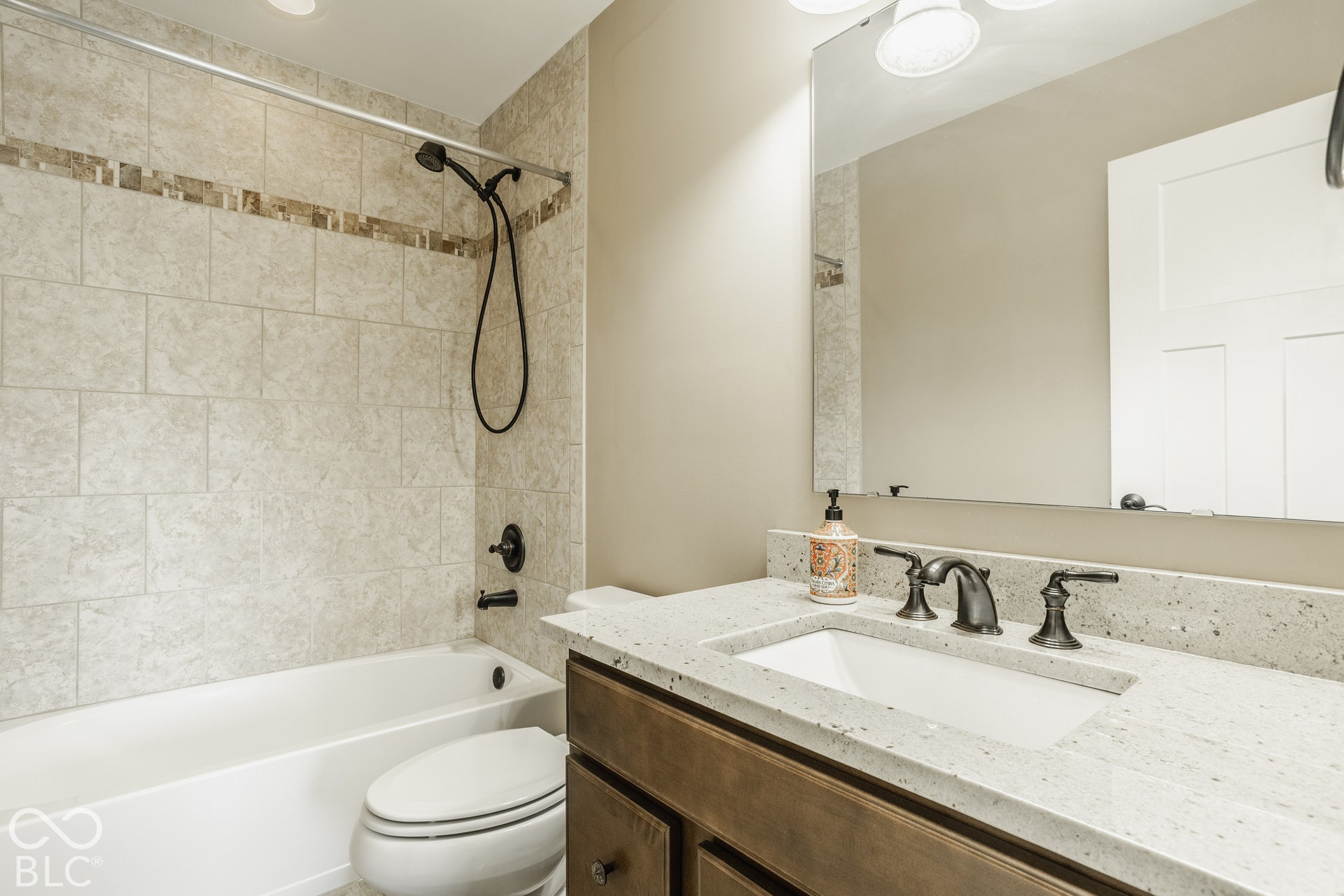 3237 Wildlife Trail, Zionsville, IN 46077