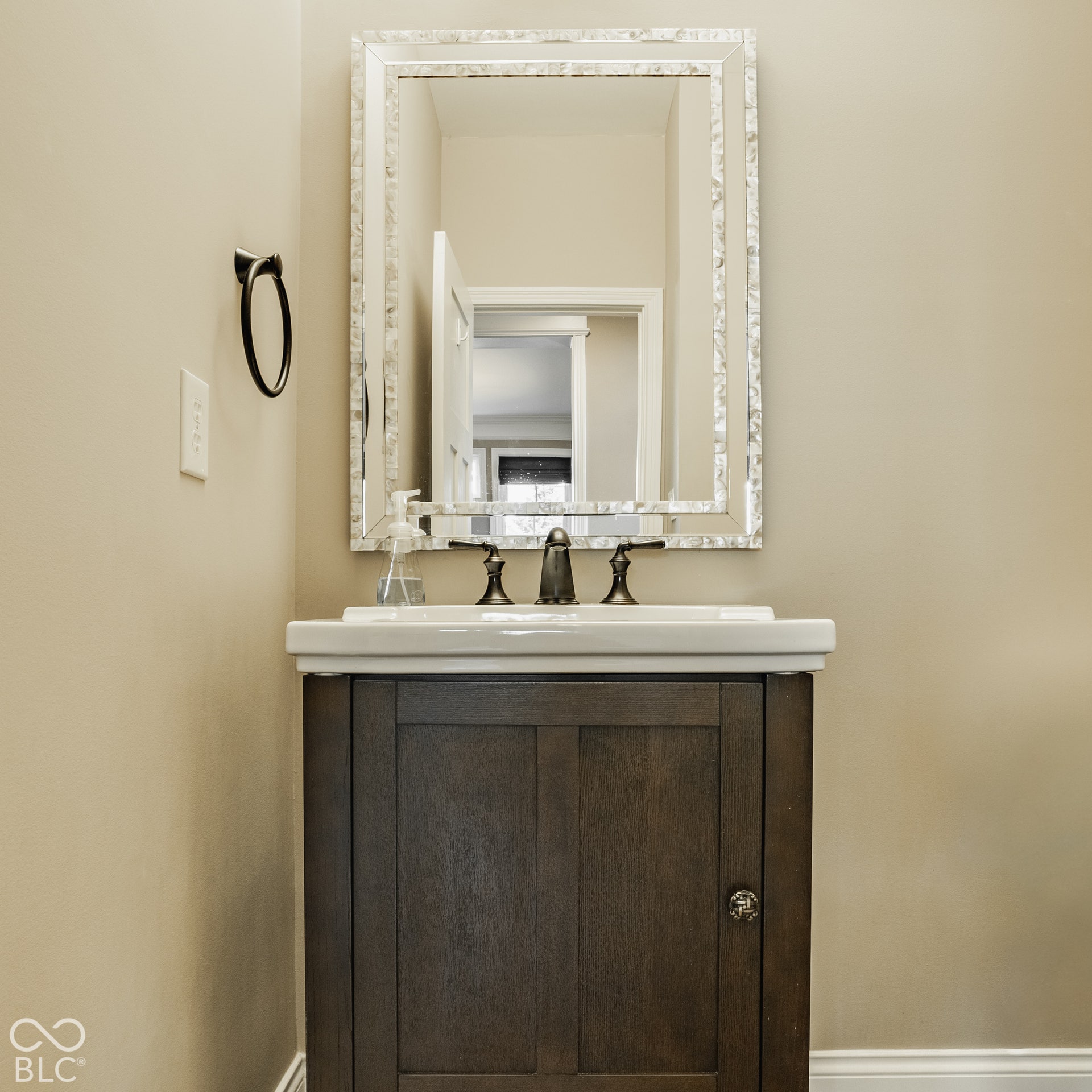 3237 Wildlife Trail, Zionsville, IN 46077