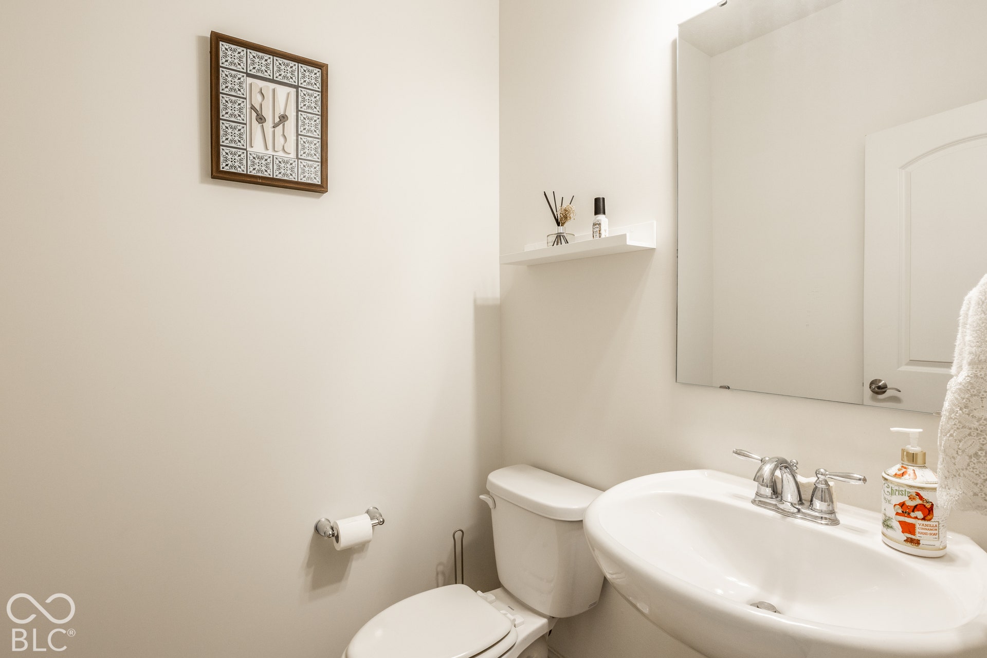 14723 Legacy Oaks Drive, Carmel, IN 46032 14723 Legacy Oaks Drive, Carmel, IN 46032