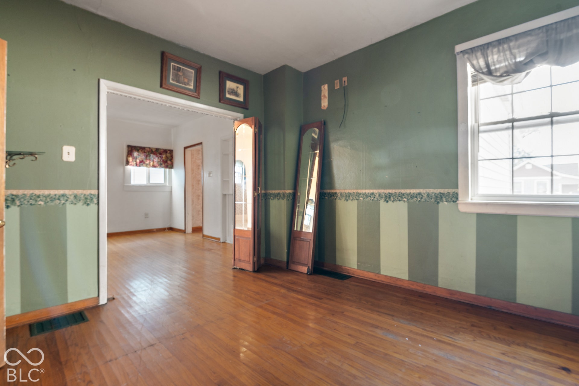1520 English Avenue, Indianapolis, IN 46201 1520 English Avenue, Indianapolis, IN 46201