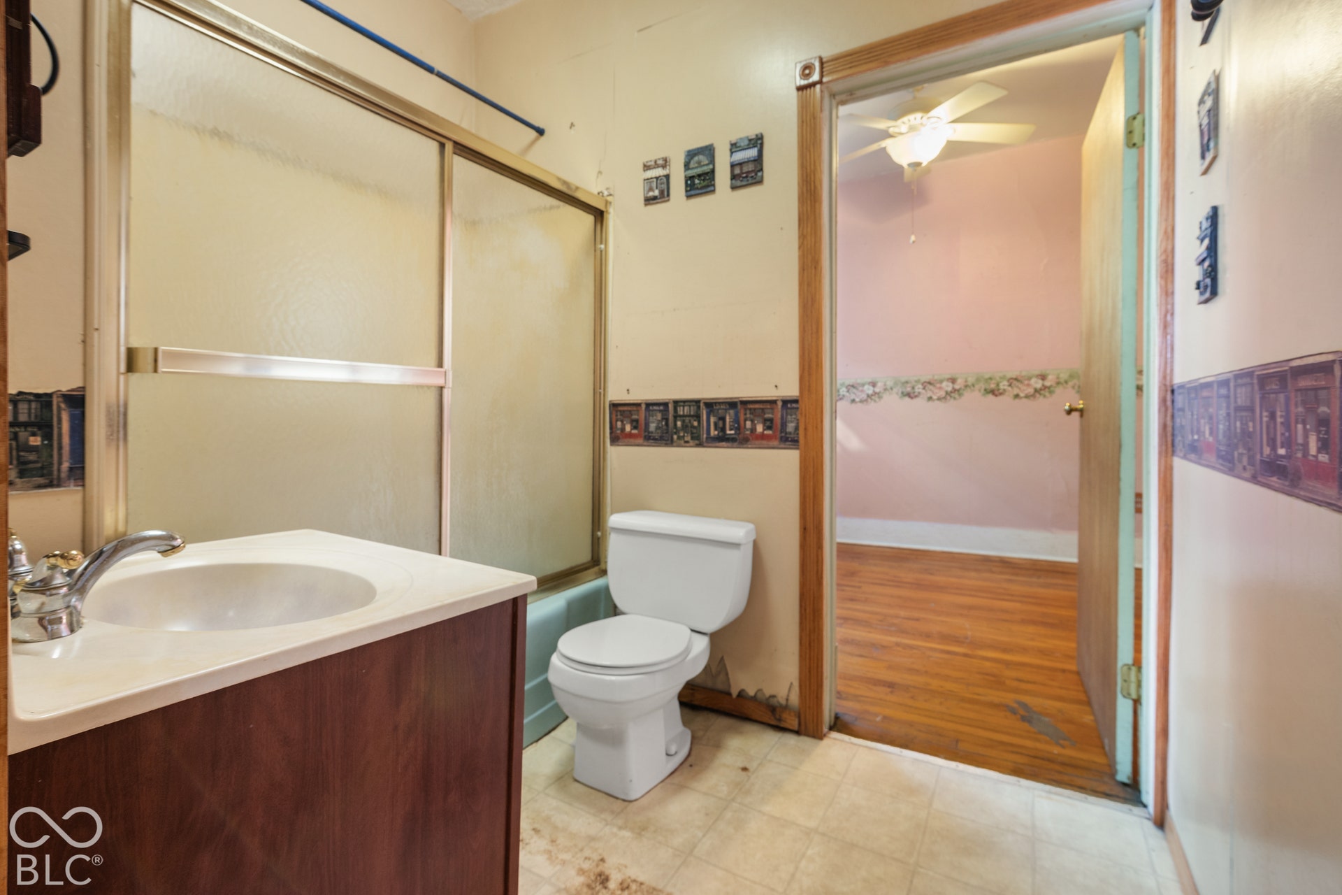 1520 English Avenue, Indianapolis, IN 46201 1520 English Avenue, Indianapolis, IN 46201