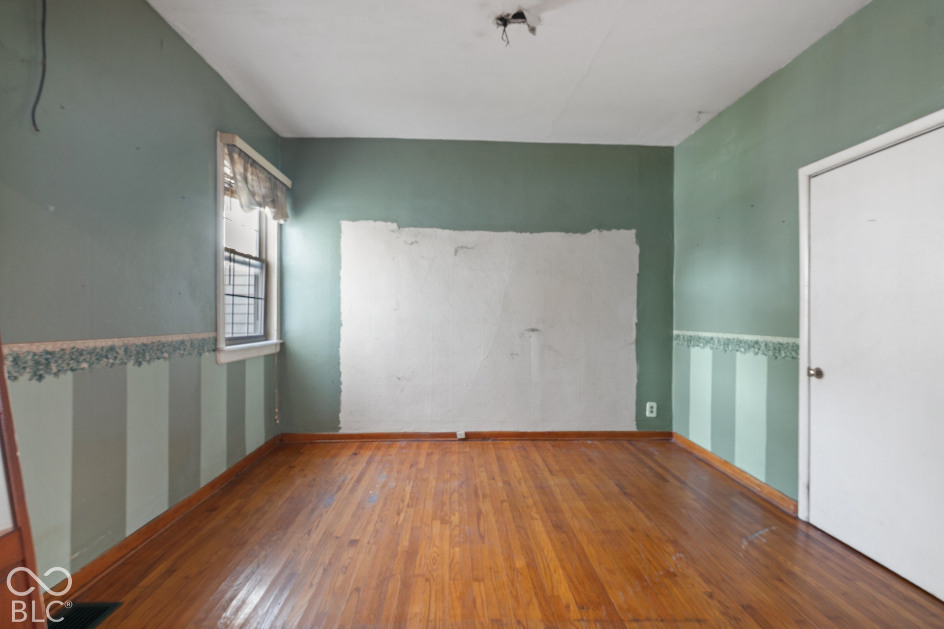 1520 English Avenue, Indianapolis, IN 46201 1520 English Avenue, Indianapolis, IN 46201