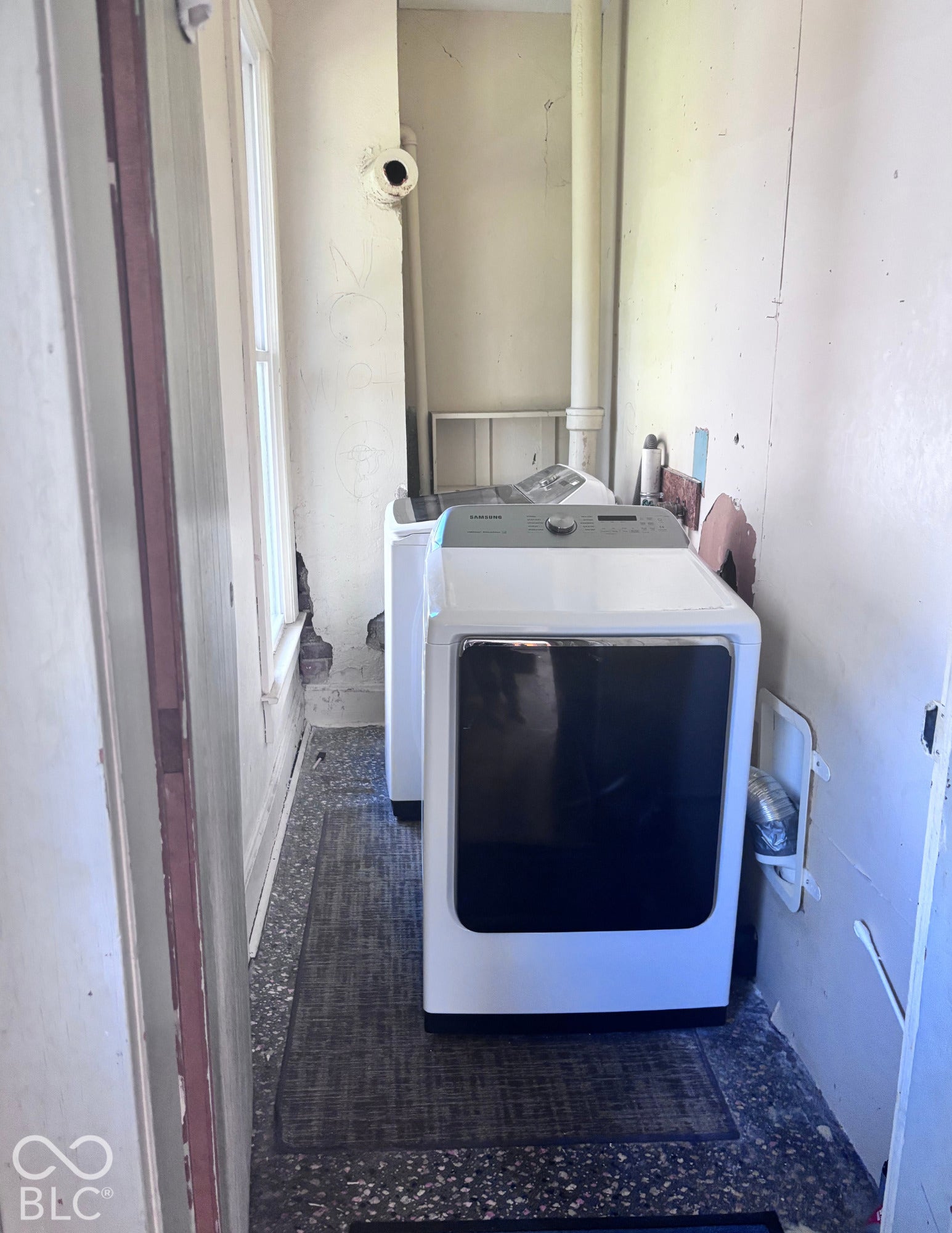 Share Laundary