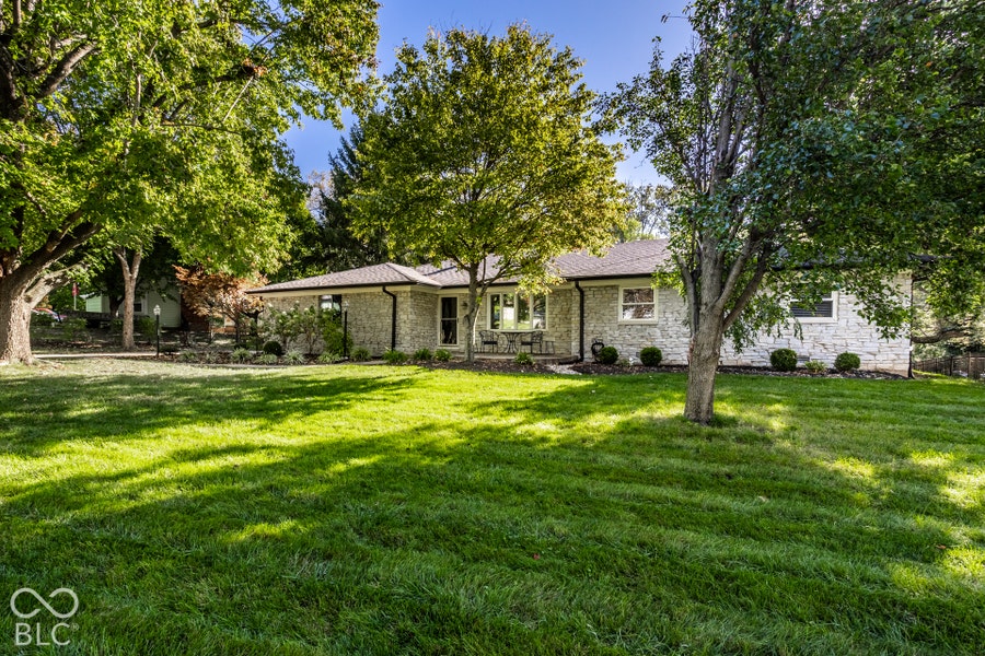 Property photo for 431 Shady Lane, Greenwood, IN