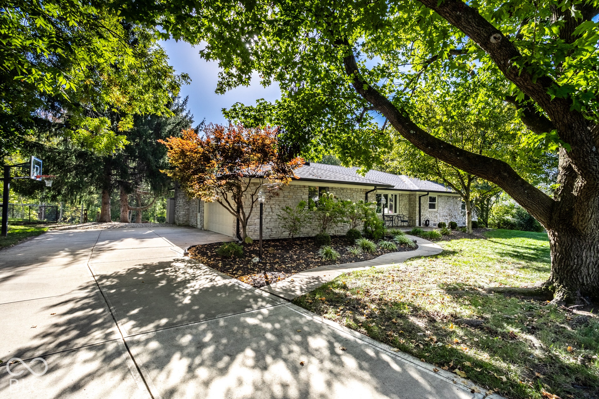 431 Shady Lane, Greenwood, IN 46142