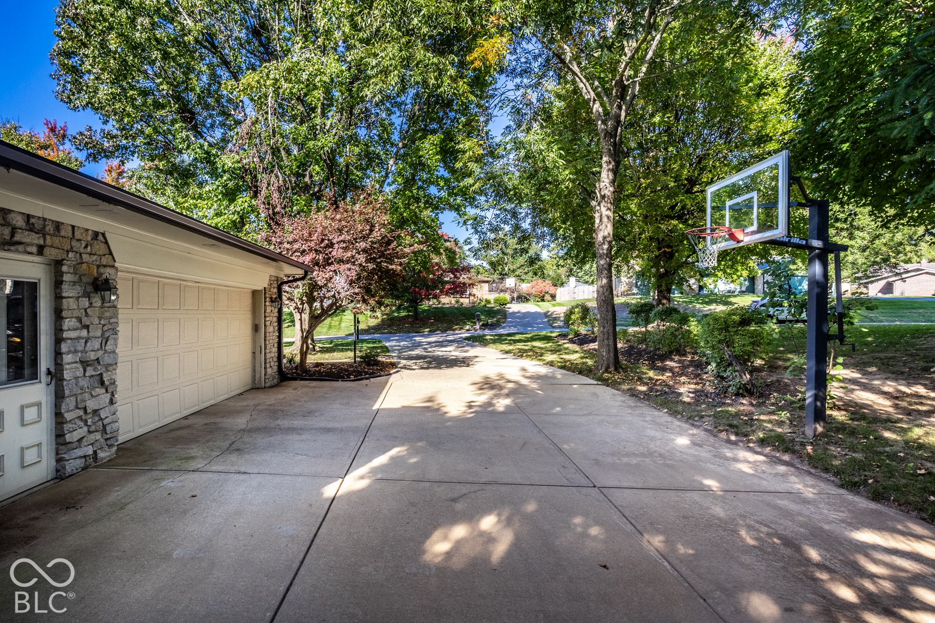 431 Shady Lane, Greenwood, IN 46142