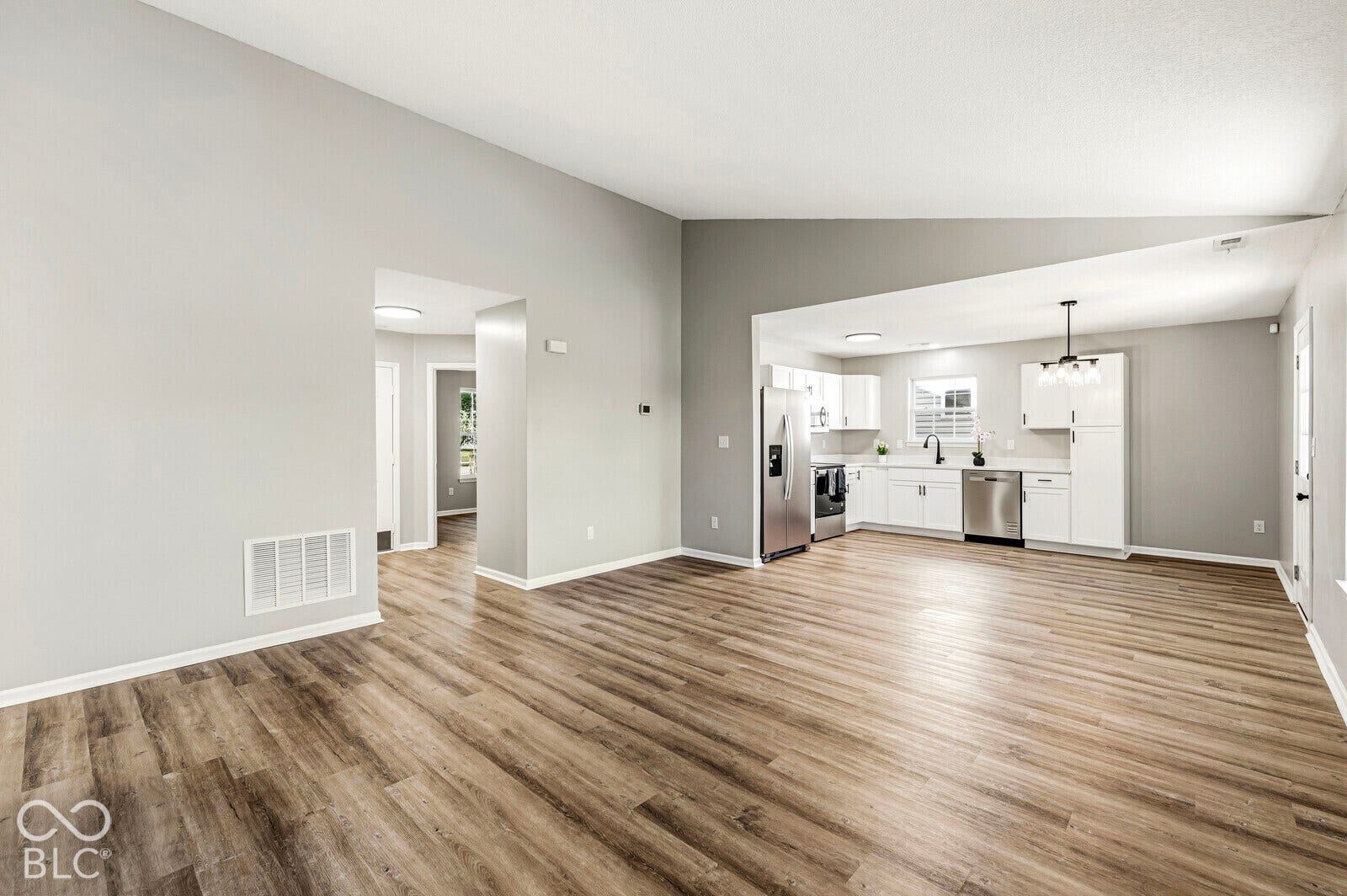 5517 Wood Hollow Drive, Indianapolis, IN 46239