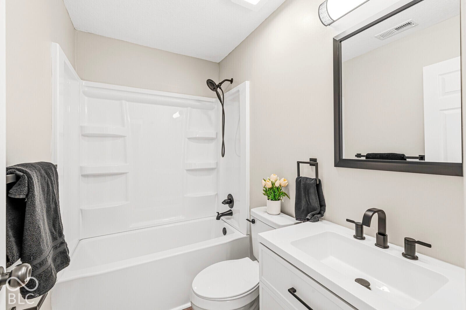 5517 Wood Hollow Drive, Indianapolis, IN 46239