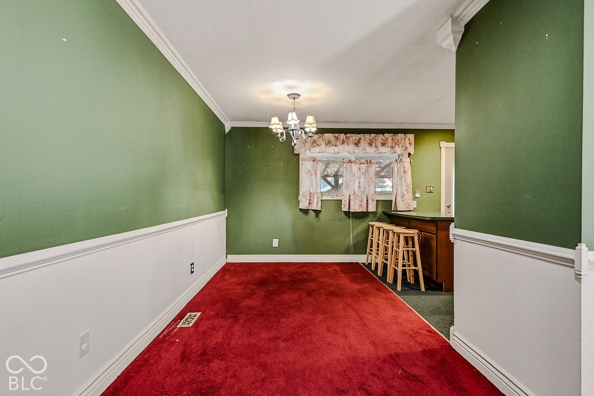 2820 Lucas Way, Columbus, IN 47203 2820 Lucas Way, Columbus, IN 47203
