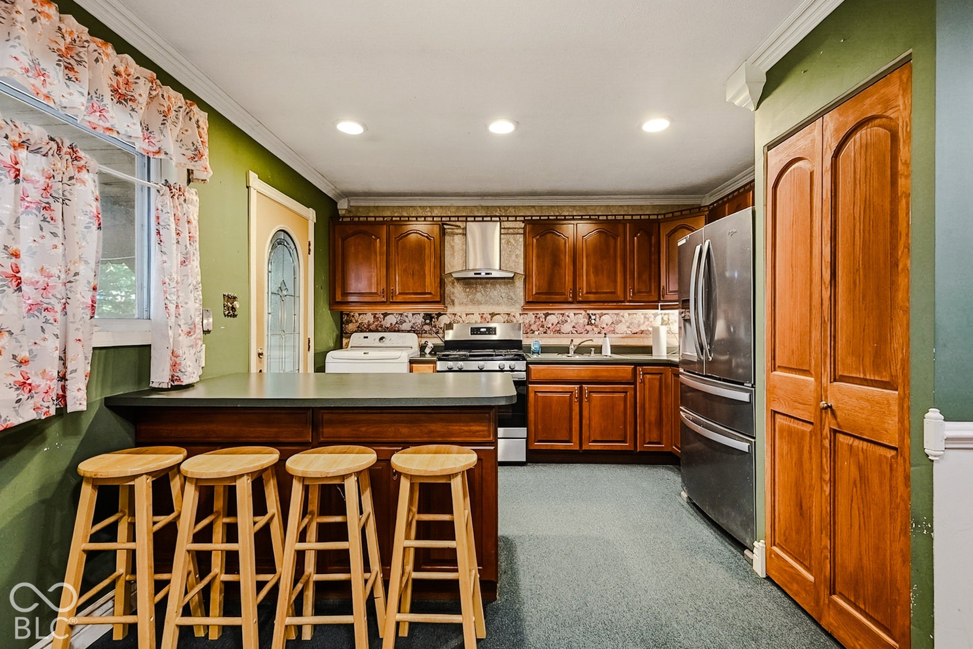 2820 Lucas Way, Columbus, IN 47203 2820 Lucas Way, Columbus, IN 47203